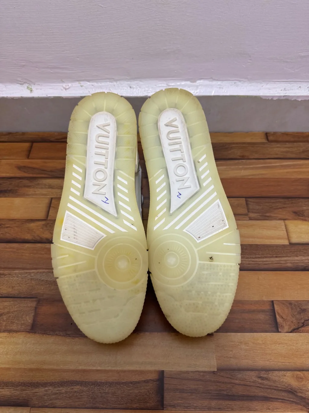 LOUIS VUITTON TRAINERS 🤍
