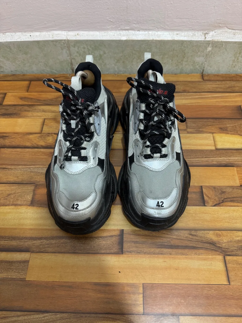 BALENCIAGA TRIPPLE S 🩶