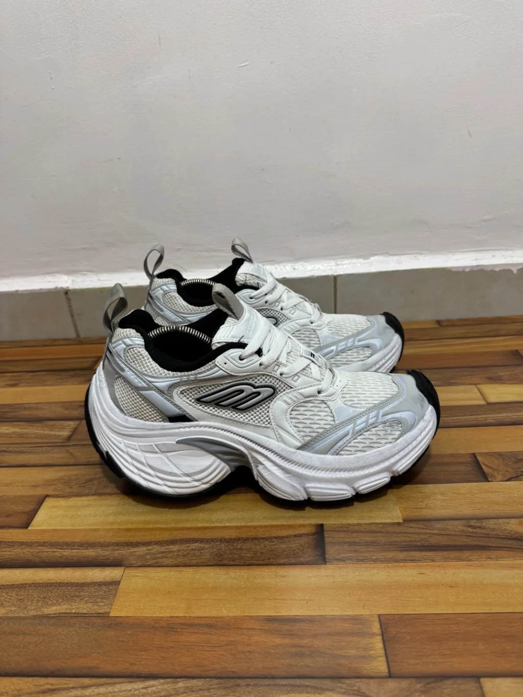 BALENCIAGA 10XL 🤍