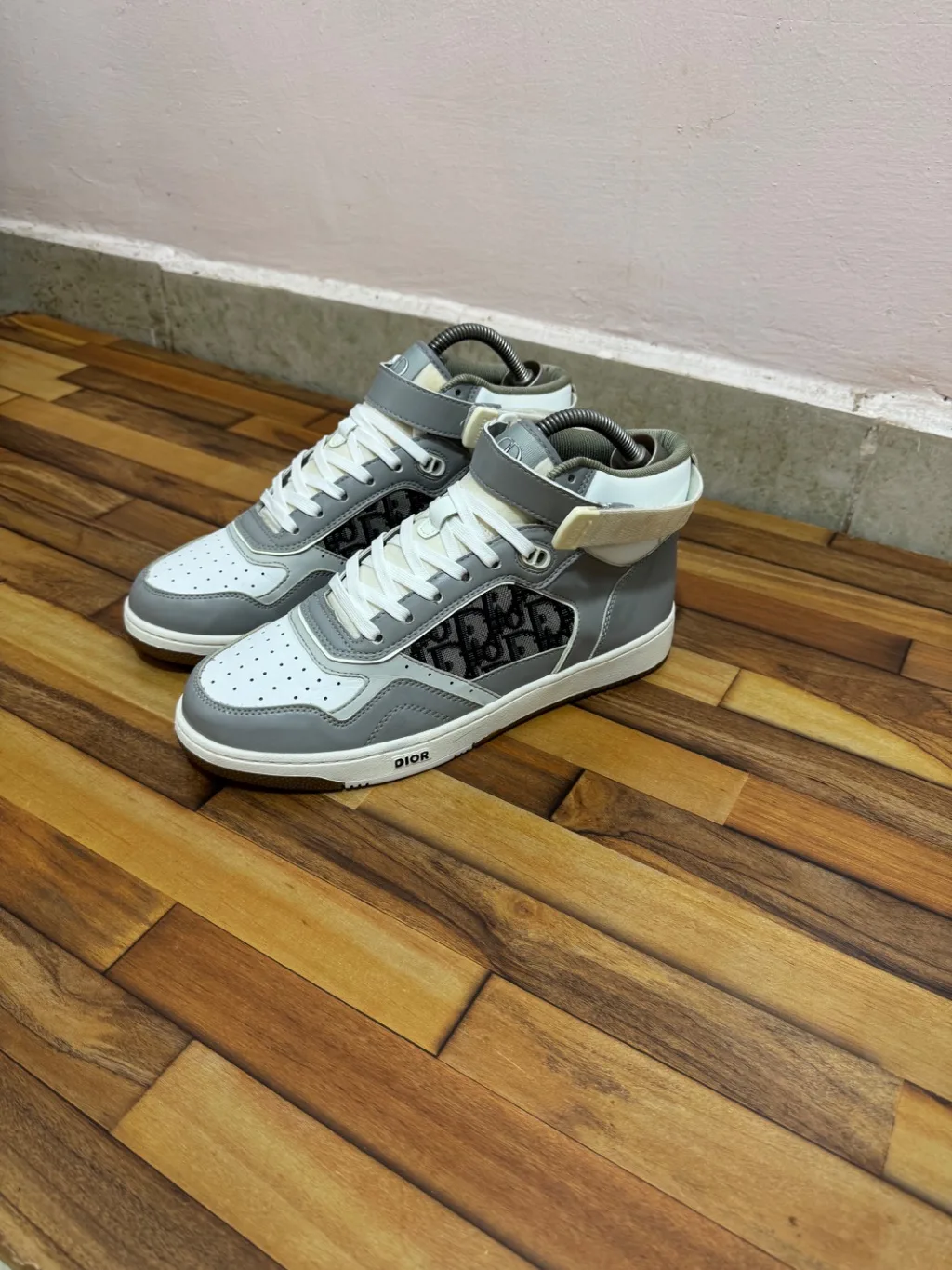 DIOR B27 HIGH TOP 🩶