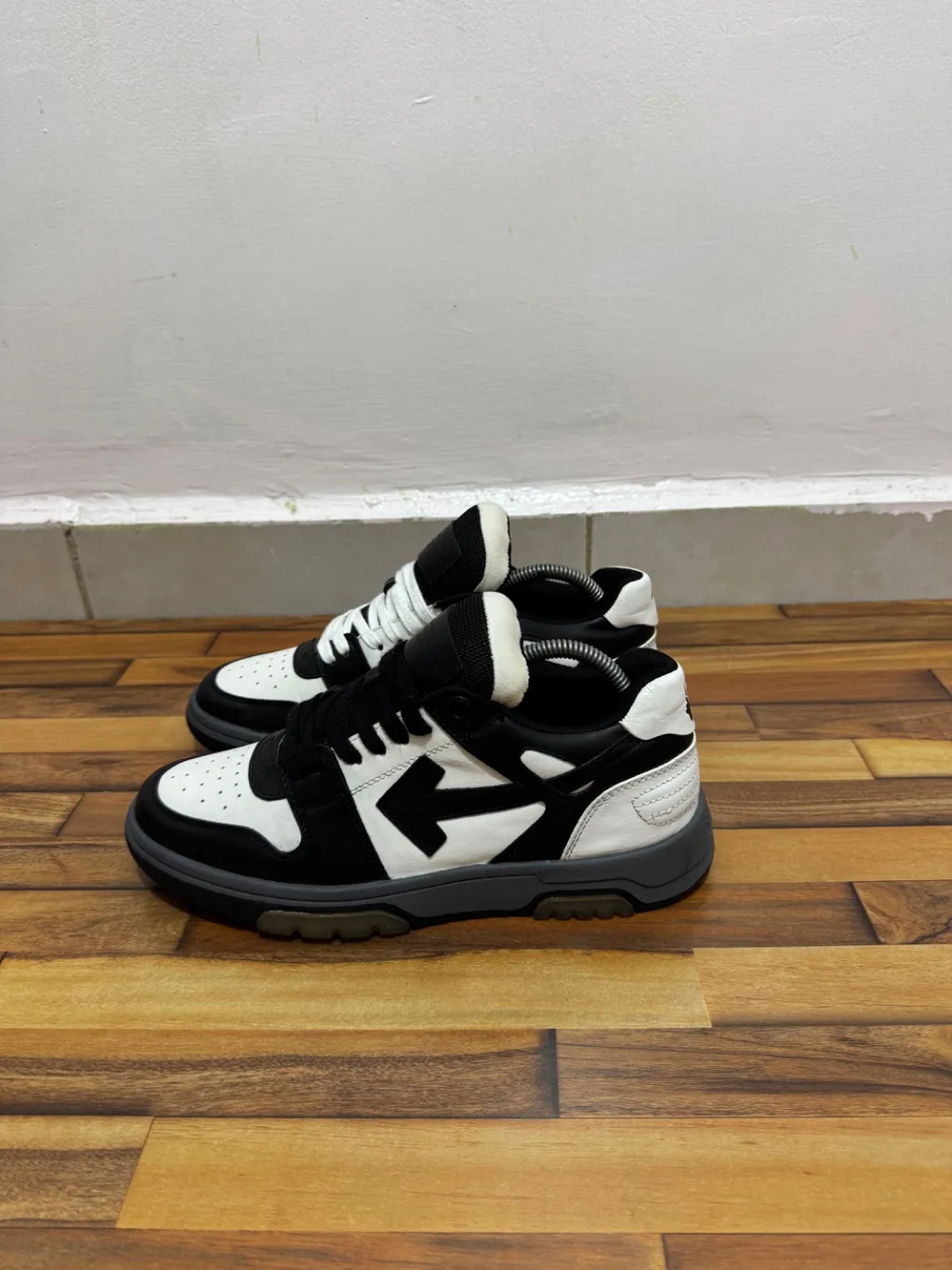 OFF WHITE 🖤🤍