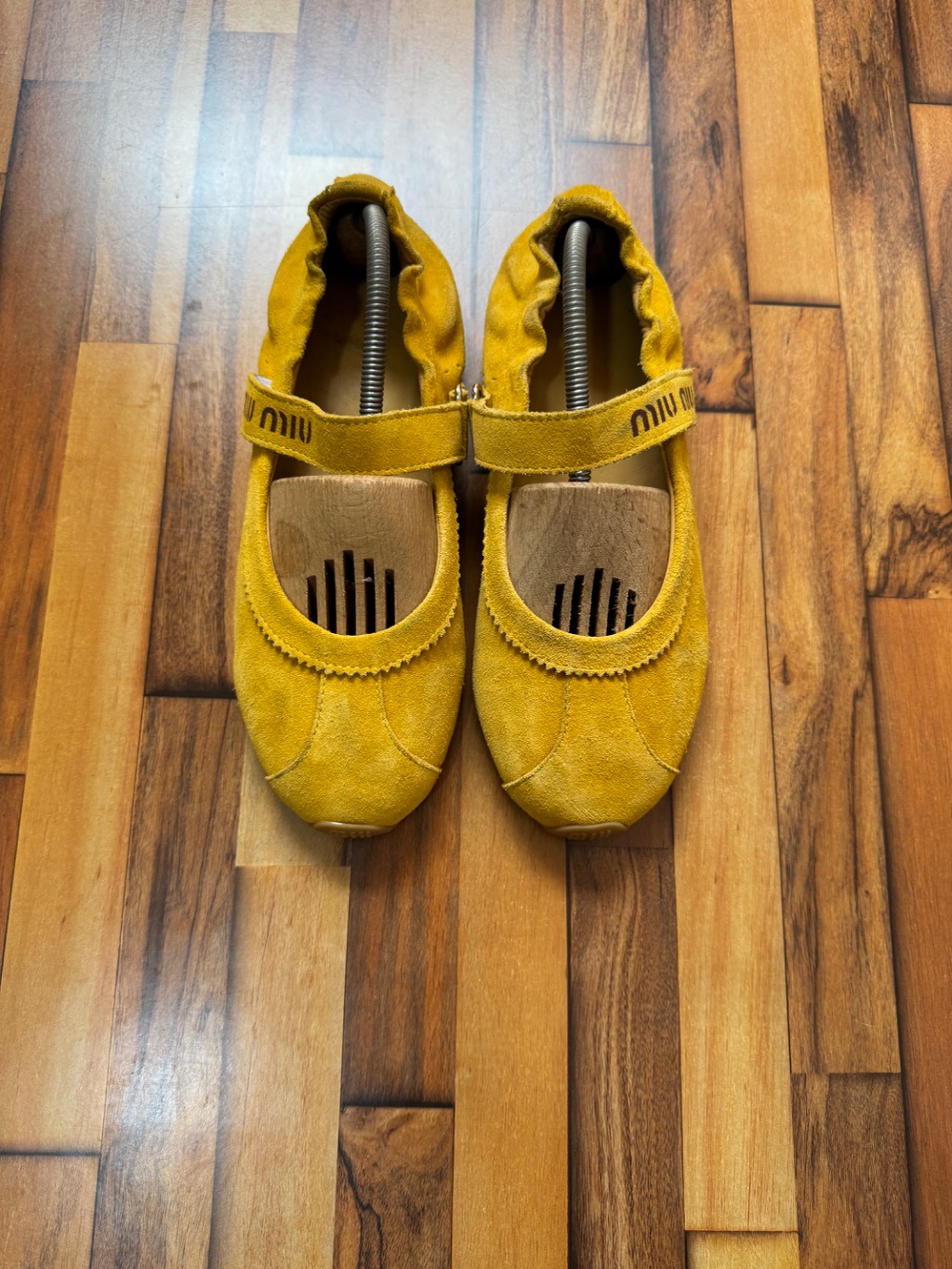 MIUMIU BALLET FLATS 