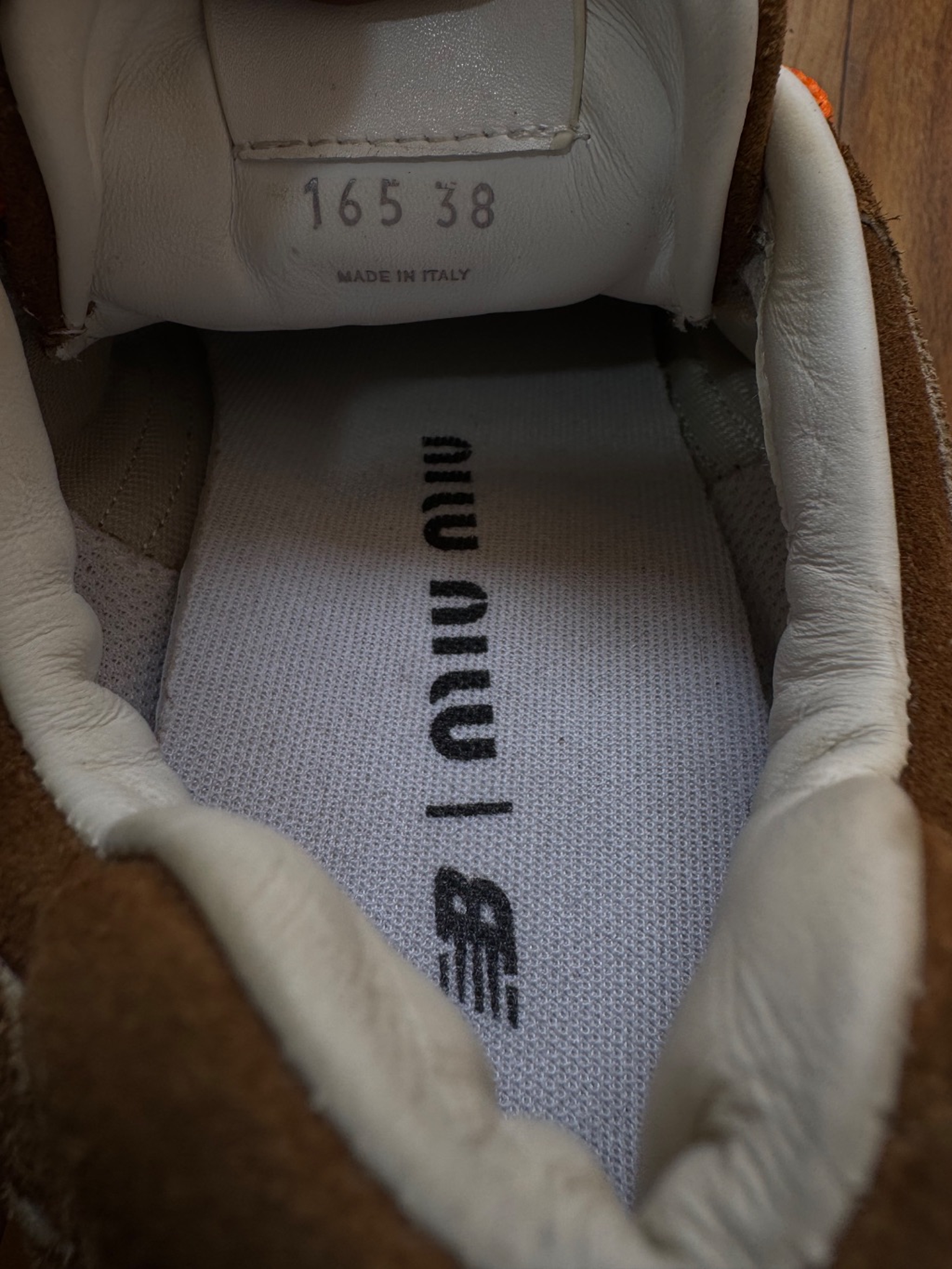 NEWBALANCE 530 X MIU MIU 