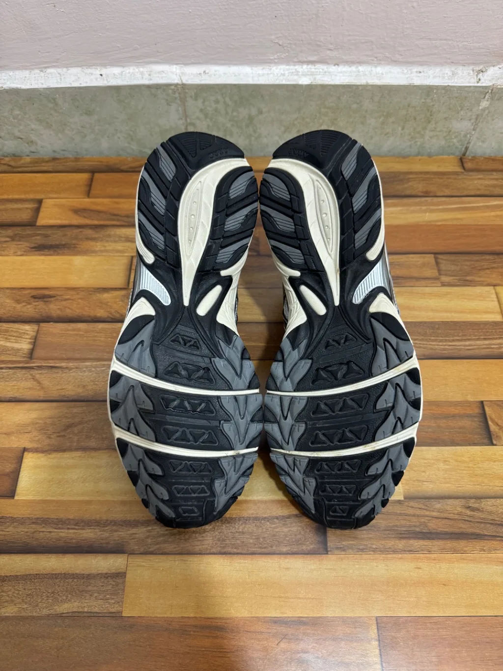 ASICS GEL KAHANA TR V4 🩶