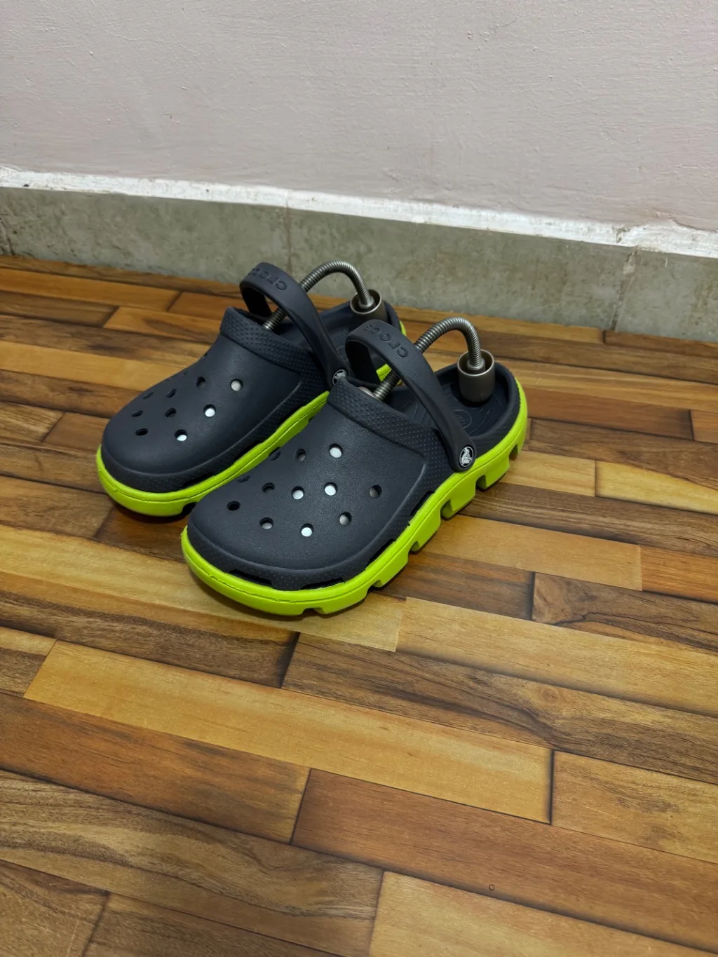 CROCS 🩶