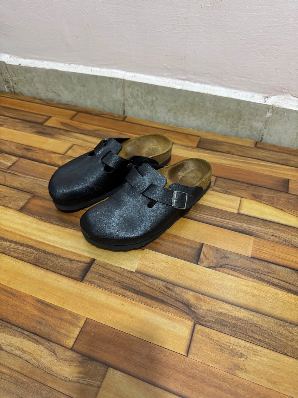 BIRKENSTOCK CLOGS 🖤