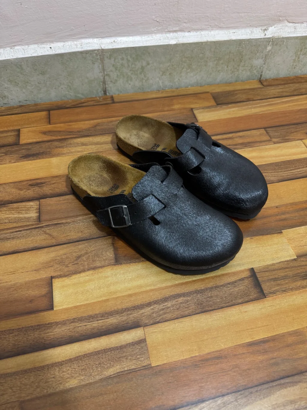 BIRKENSTOCK CLOGS 🖤