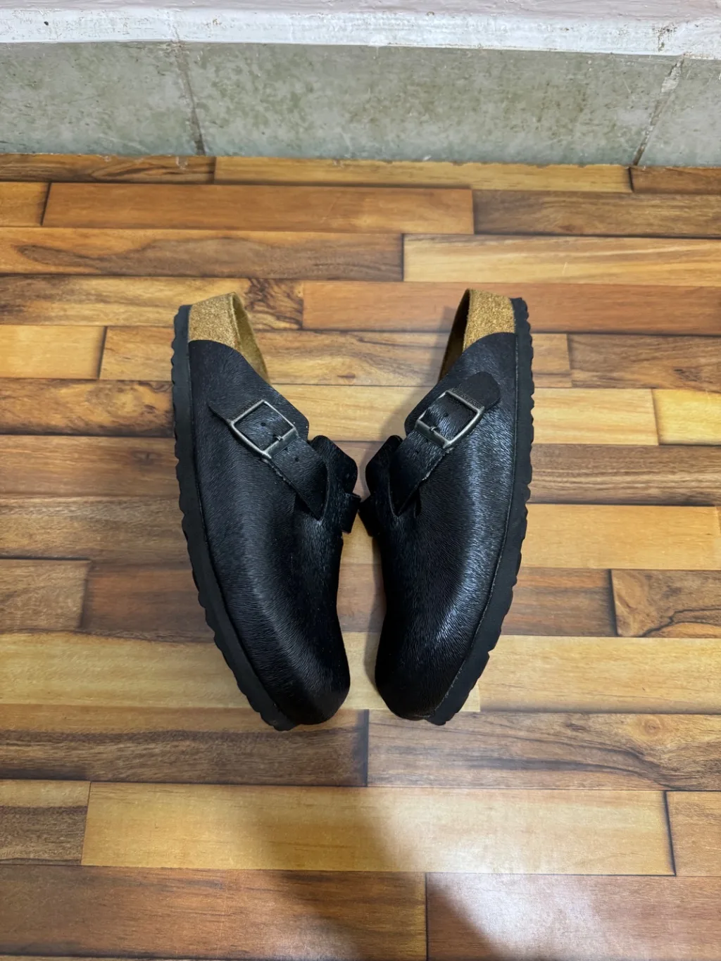 BIRKENSTOCK CLOGS 🖤