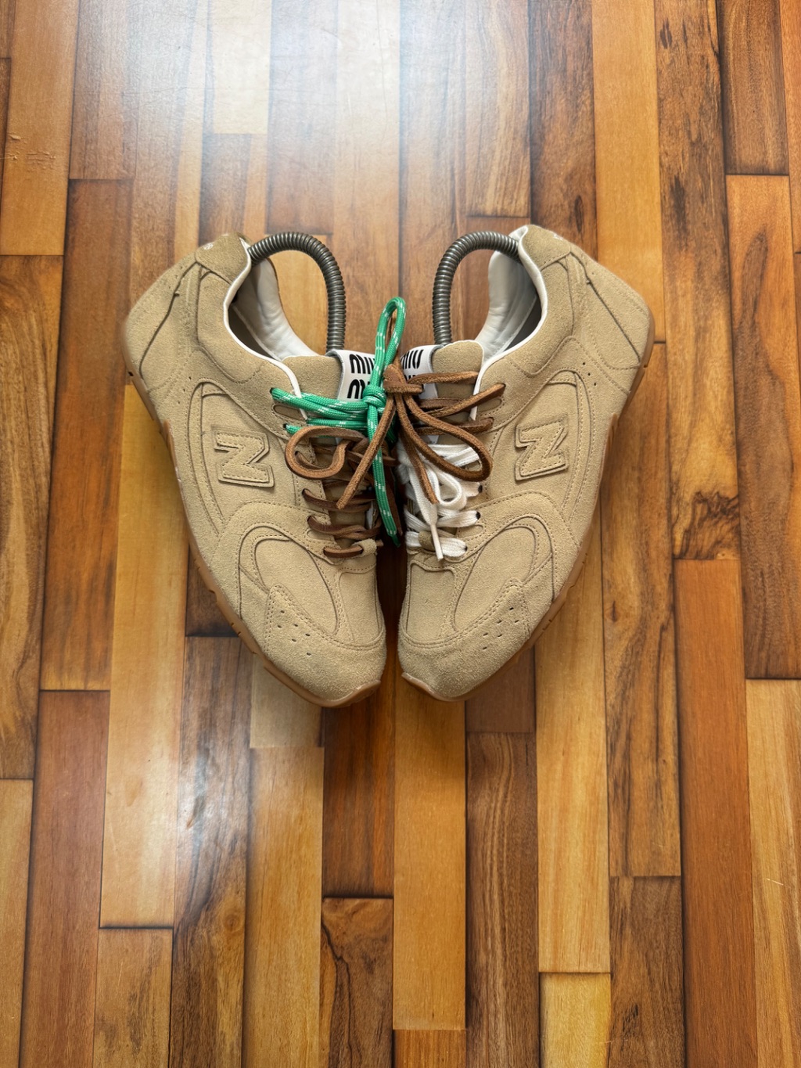 NEWBALANCE 530 X MIUMIU 🤎