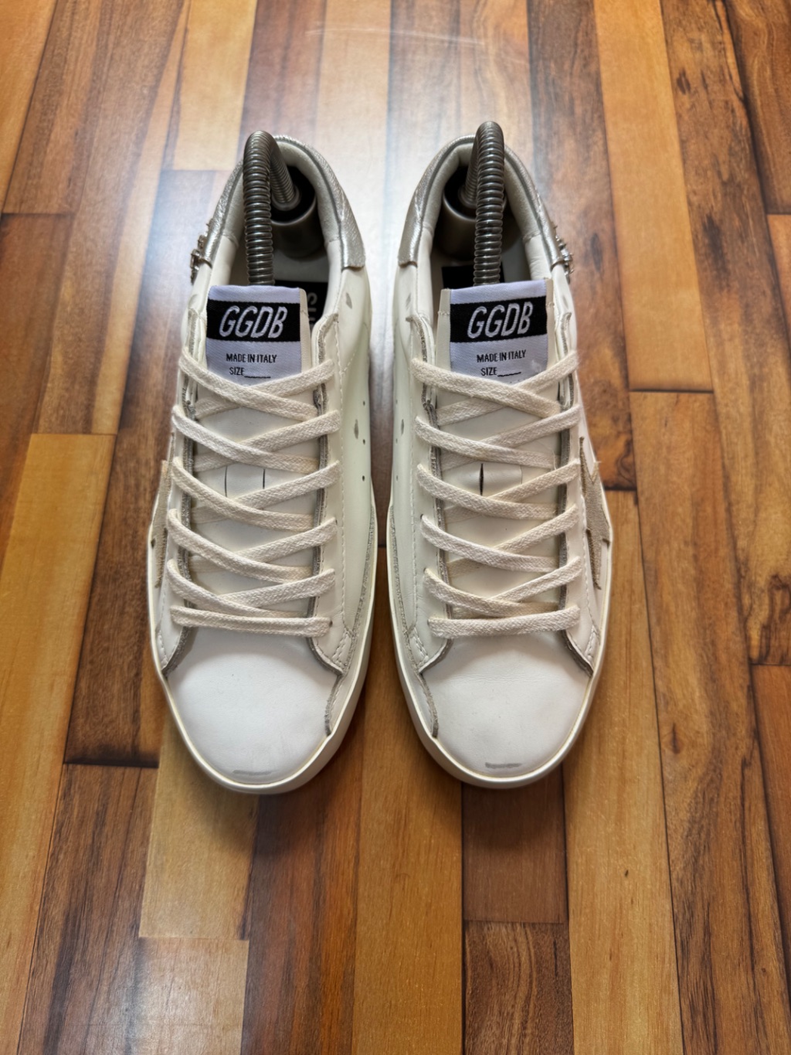 GOLDEN GOOSE 