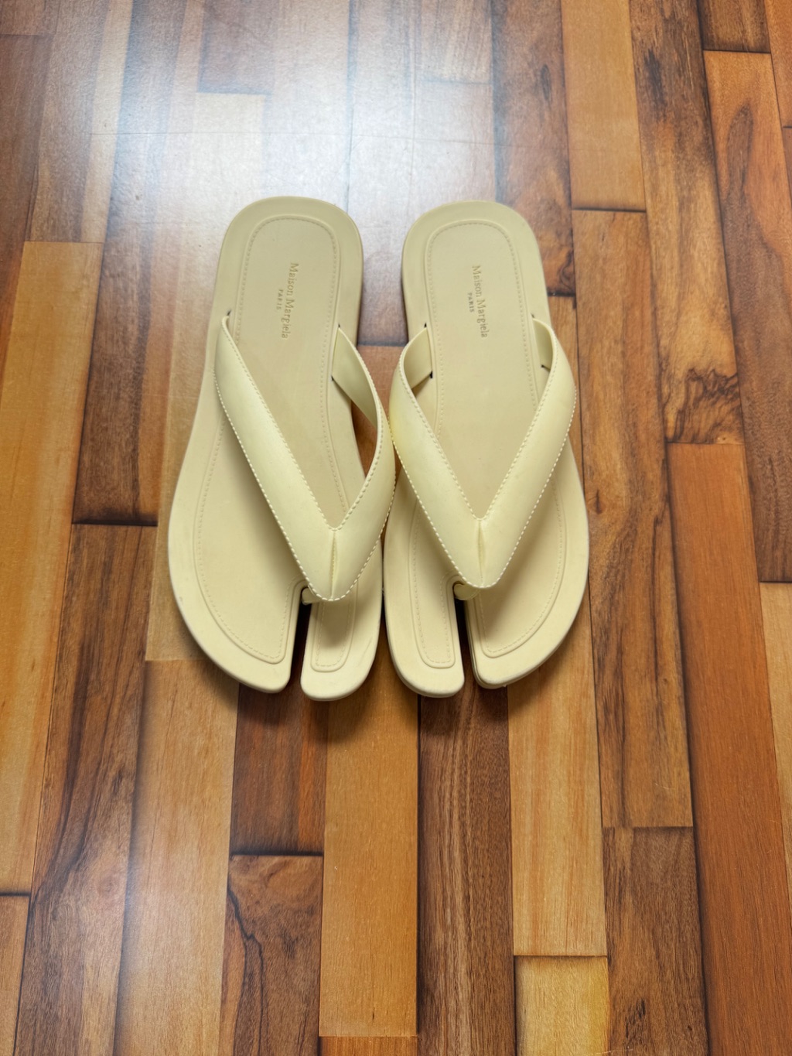 MAISON MARGIELA TABI SANDALS 