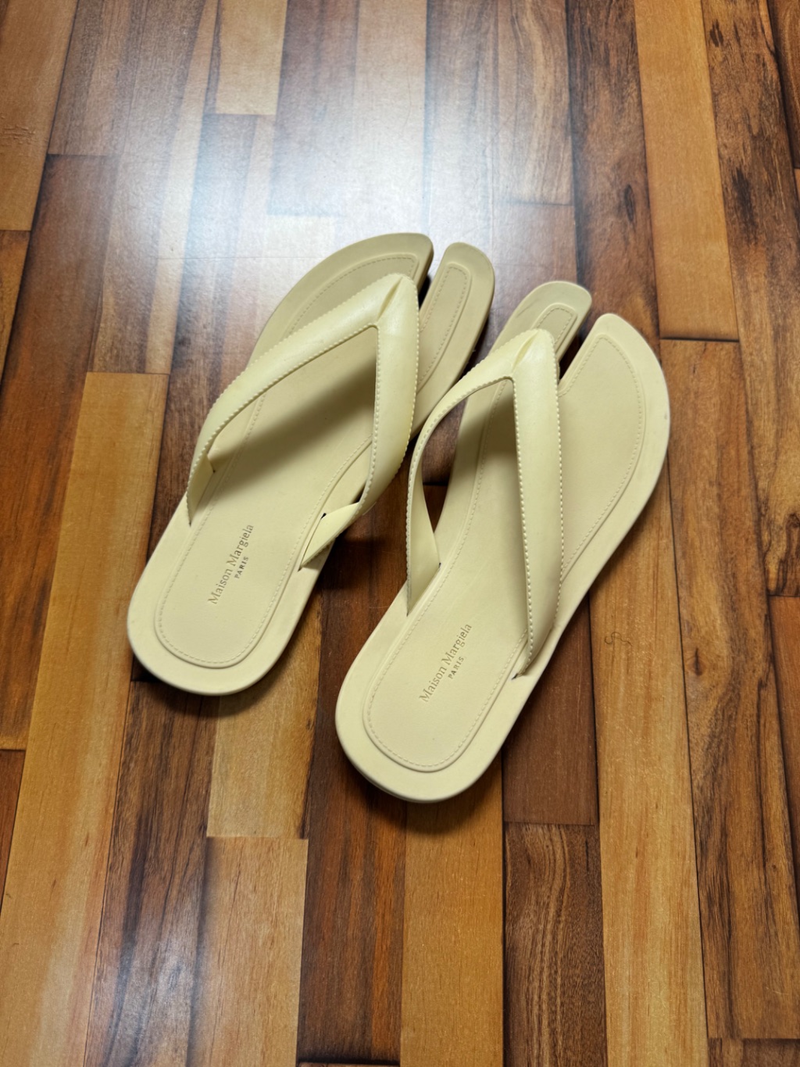 MAISON MARGIELA TABI SANDALS 