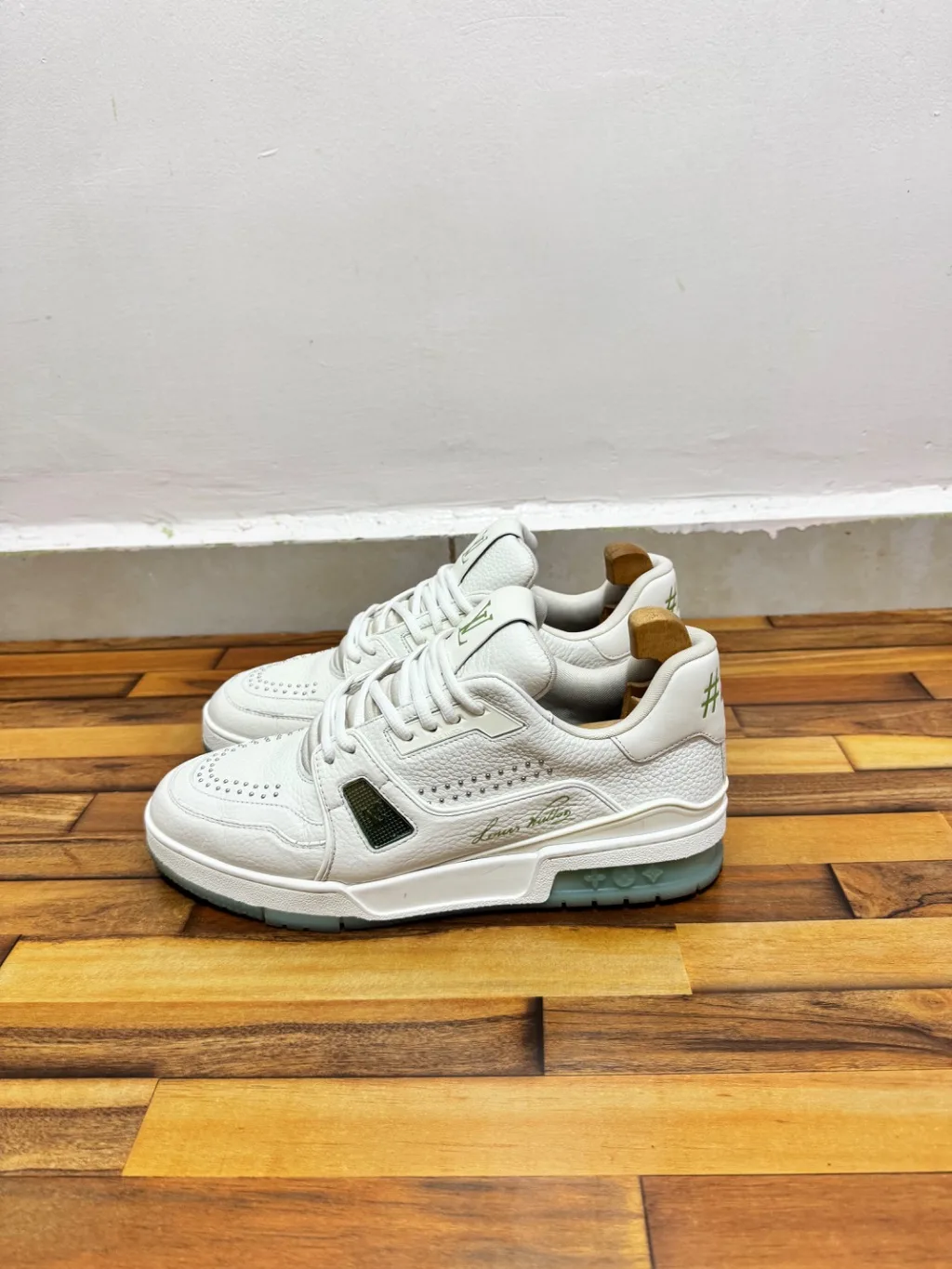 LOUIS VUITTON TRAINERS 🤍