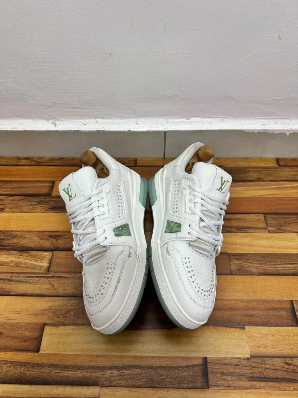 LOUIS VUITTON TRAINERS 🤍
