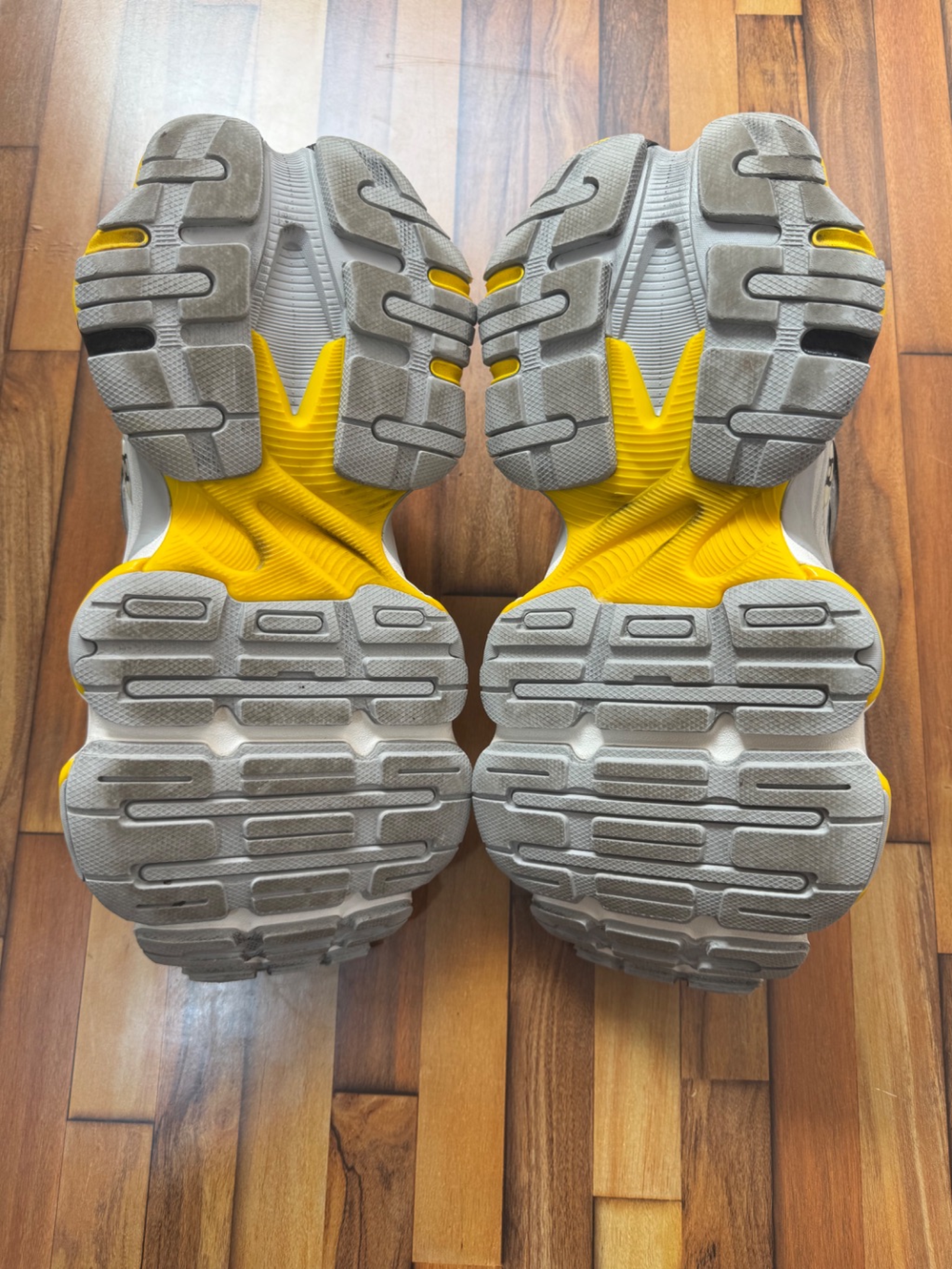 BALENCIAGA CARGO SNEAKERS 