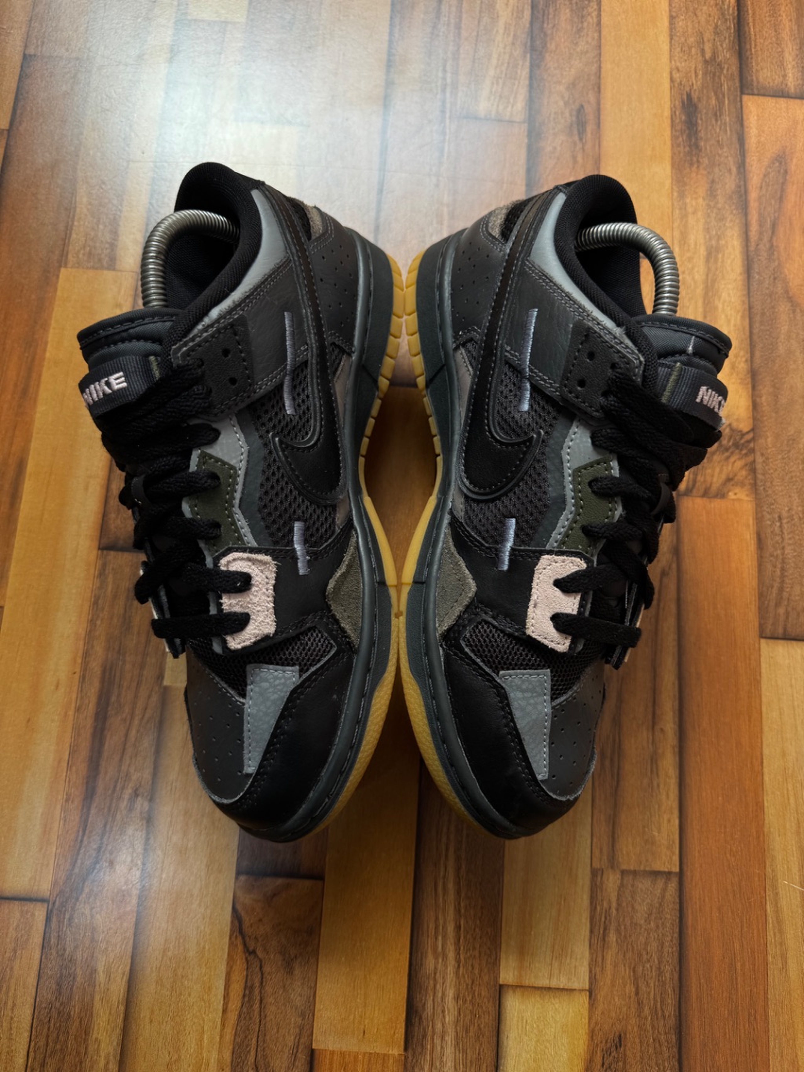 NIKE DUNKS