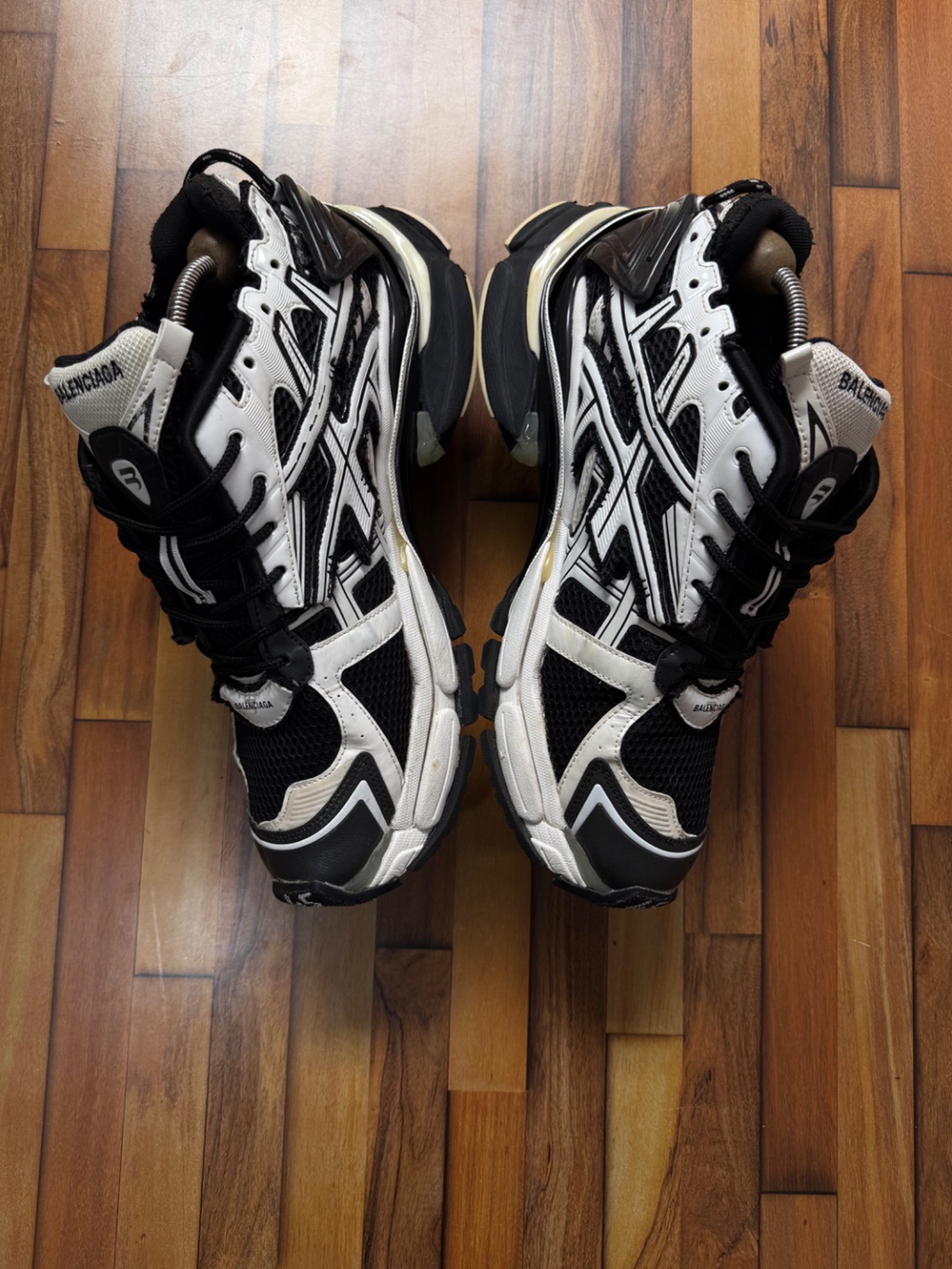 BALENCIAGA RUNNERS 