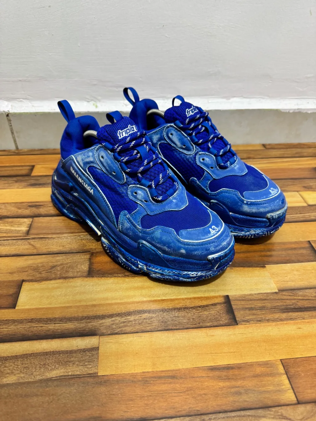 BALENCIAGA TRIPPLE S 💙