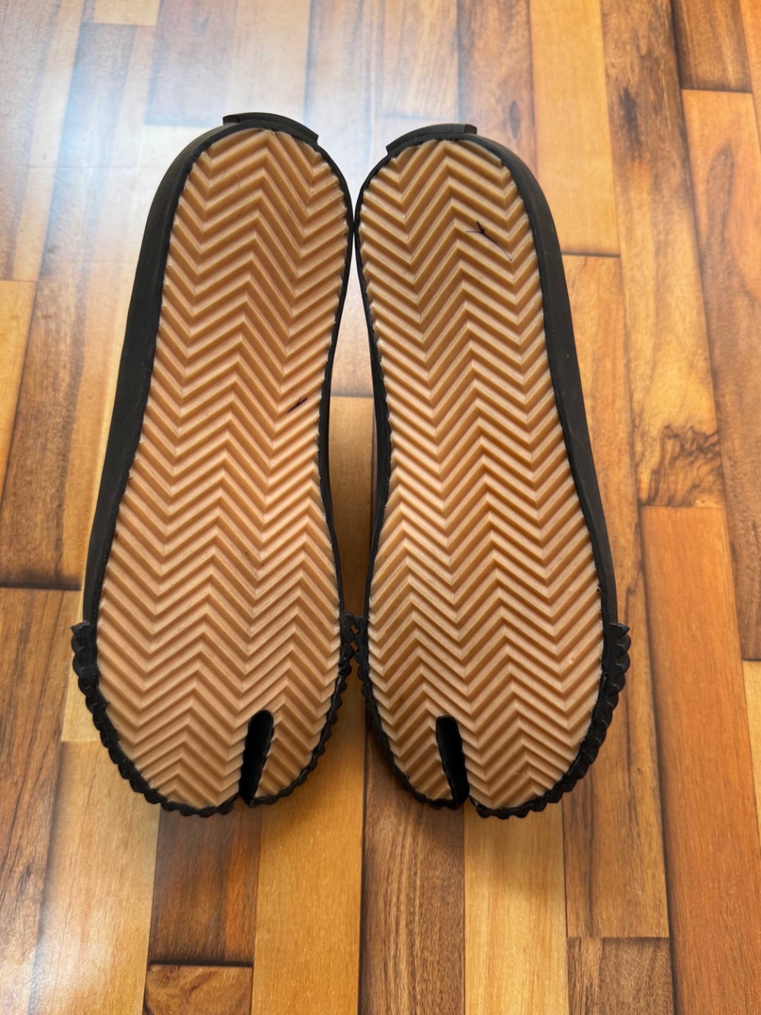 MAISON MARGIELA TABI CANVAS 🖤