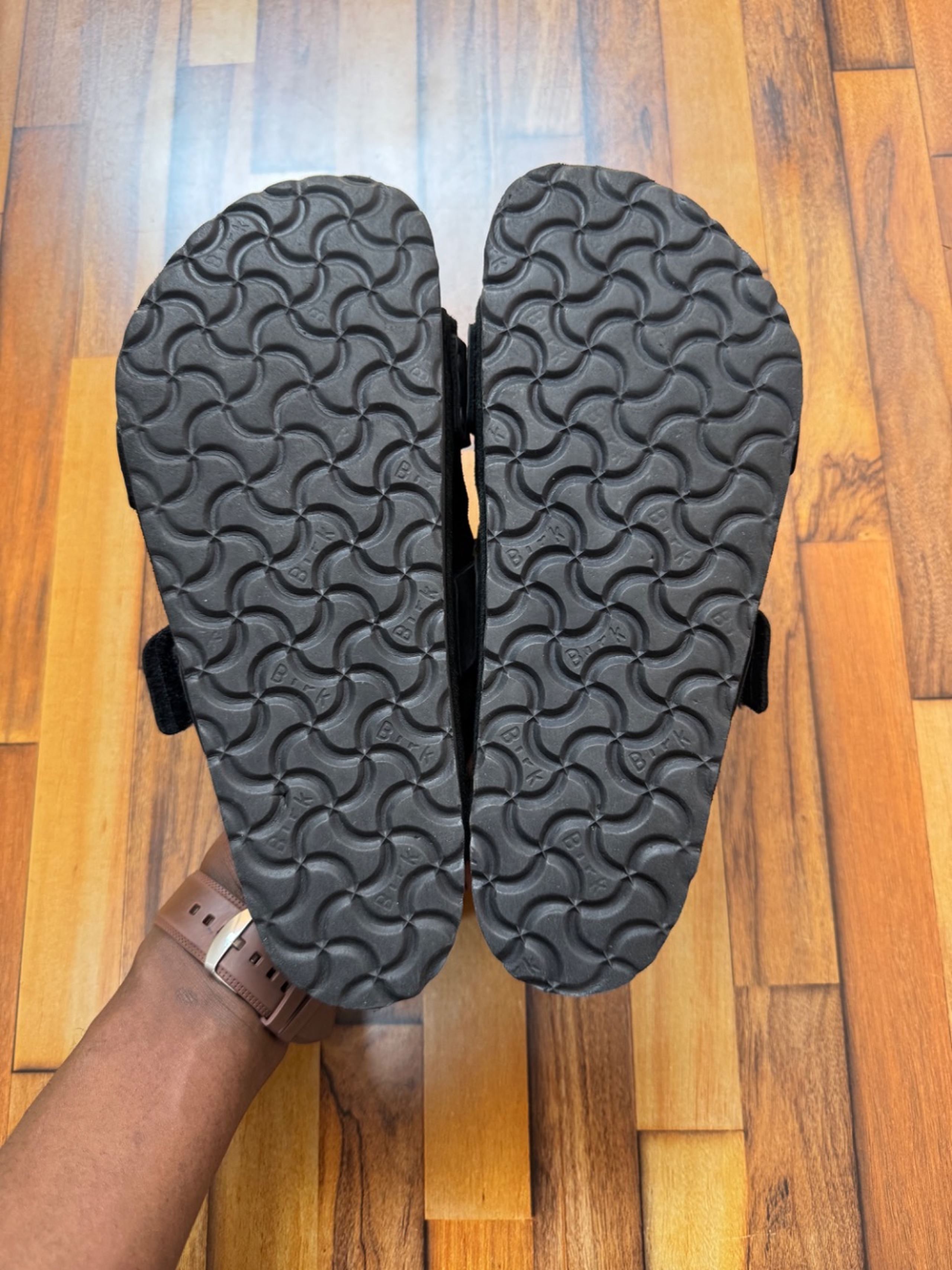 BIRKENSTOCK UJI SANDALS 🖤