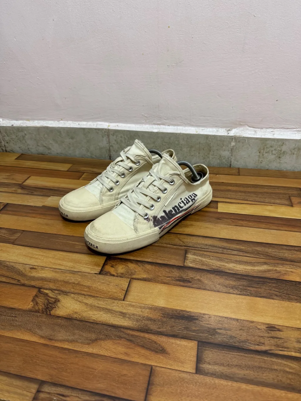 BALENCIAGA CANVAS 🤍
