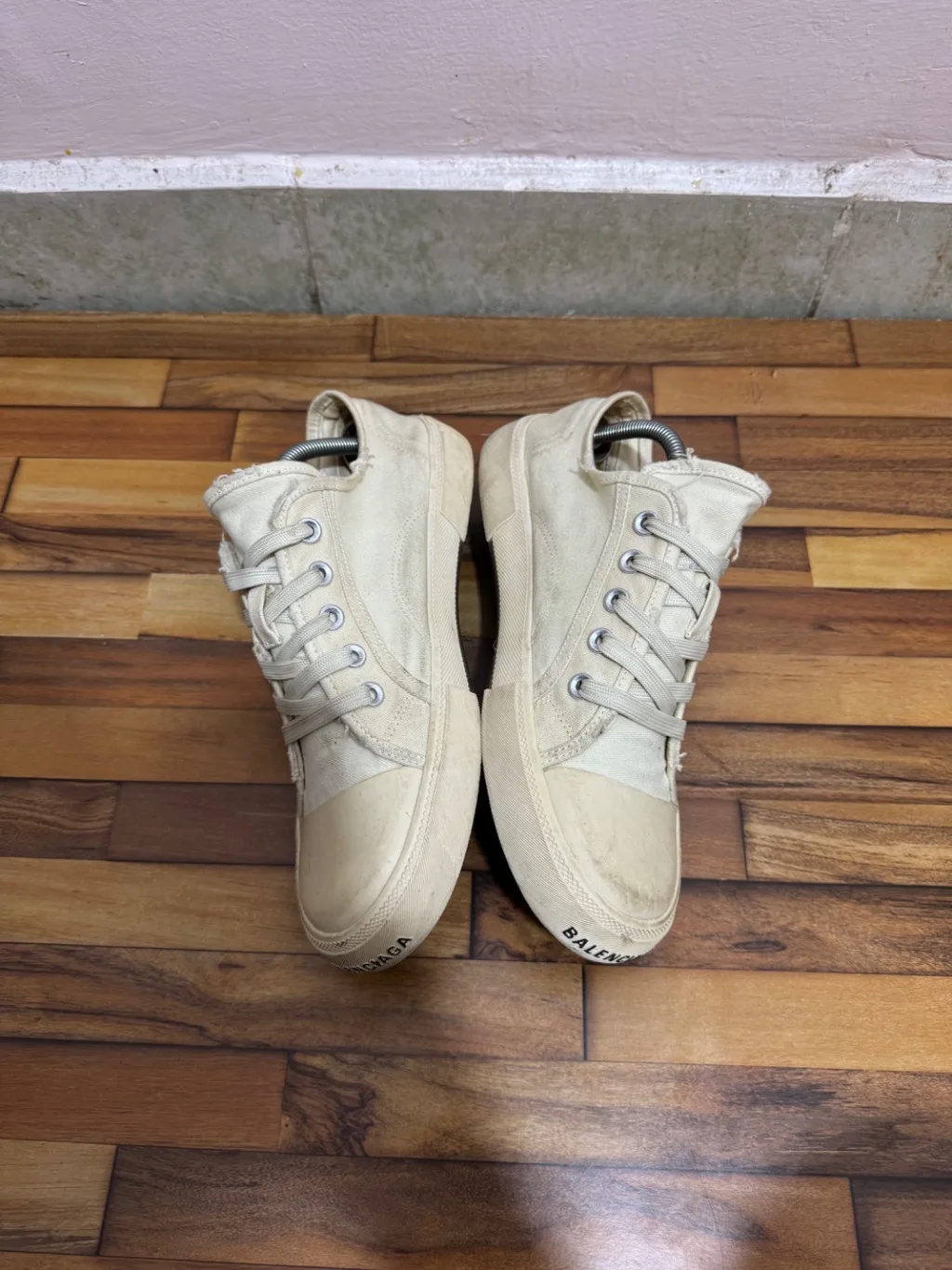 BALENCIAGA CANVAS 🤍
