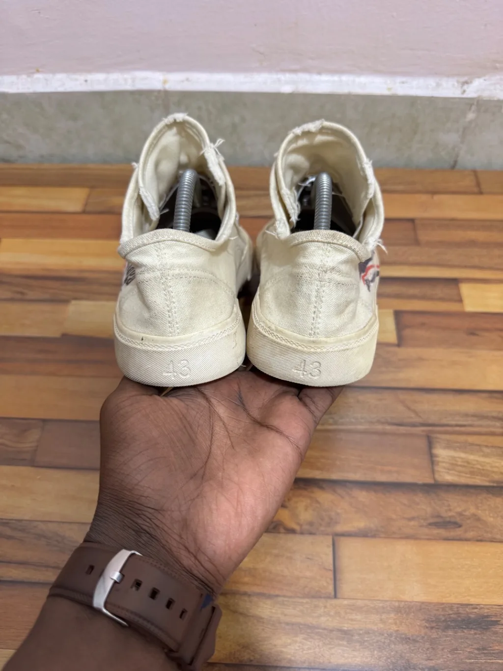 BALENCIAGA CANVAS 🤍