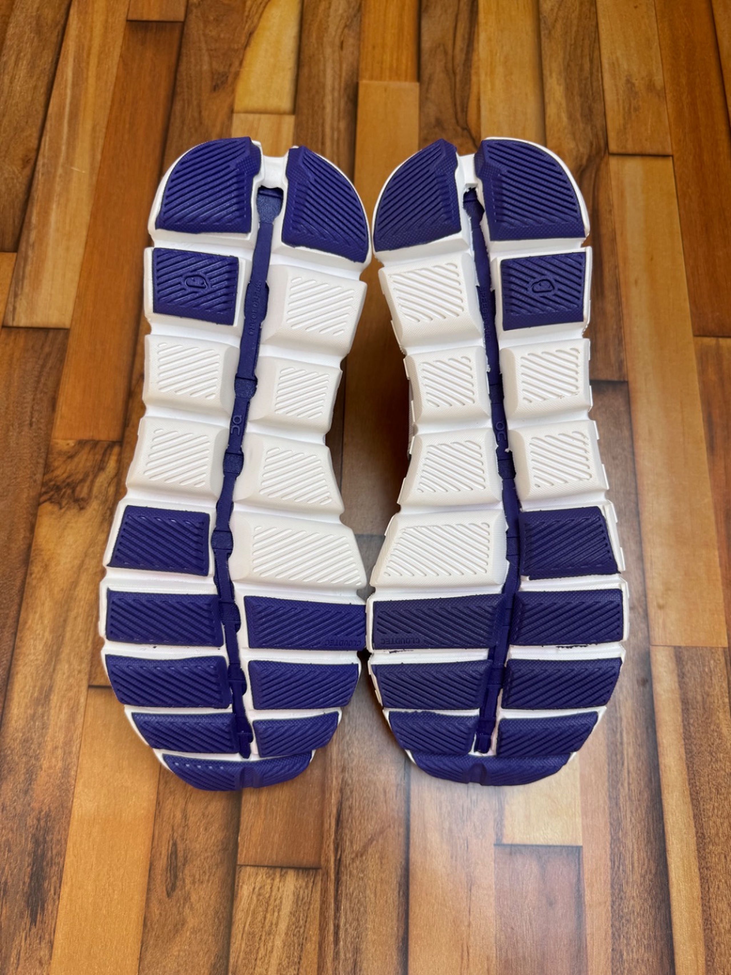 ON CLOUD X 3 RUNNING SHOE