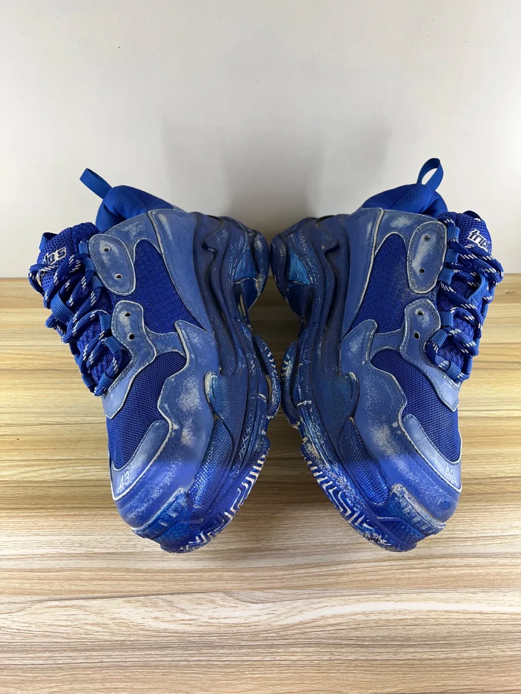 Balenciaga triple S