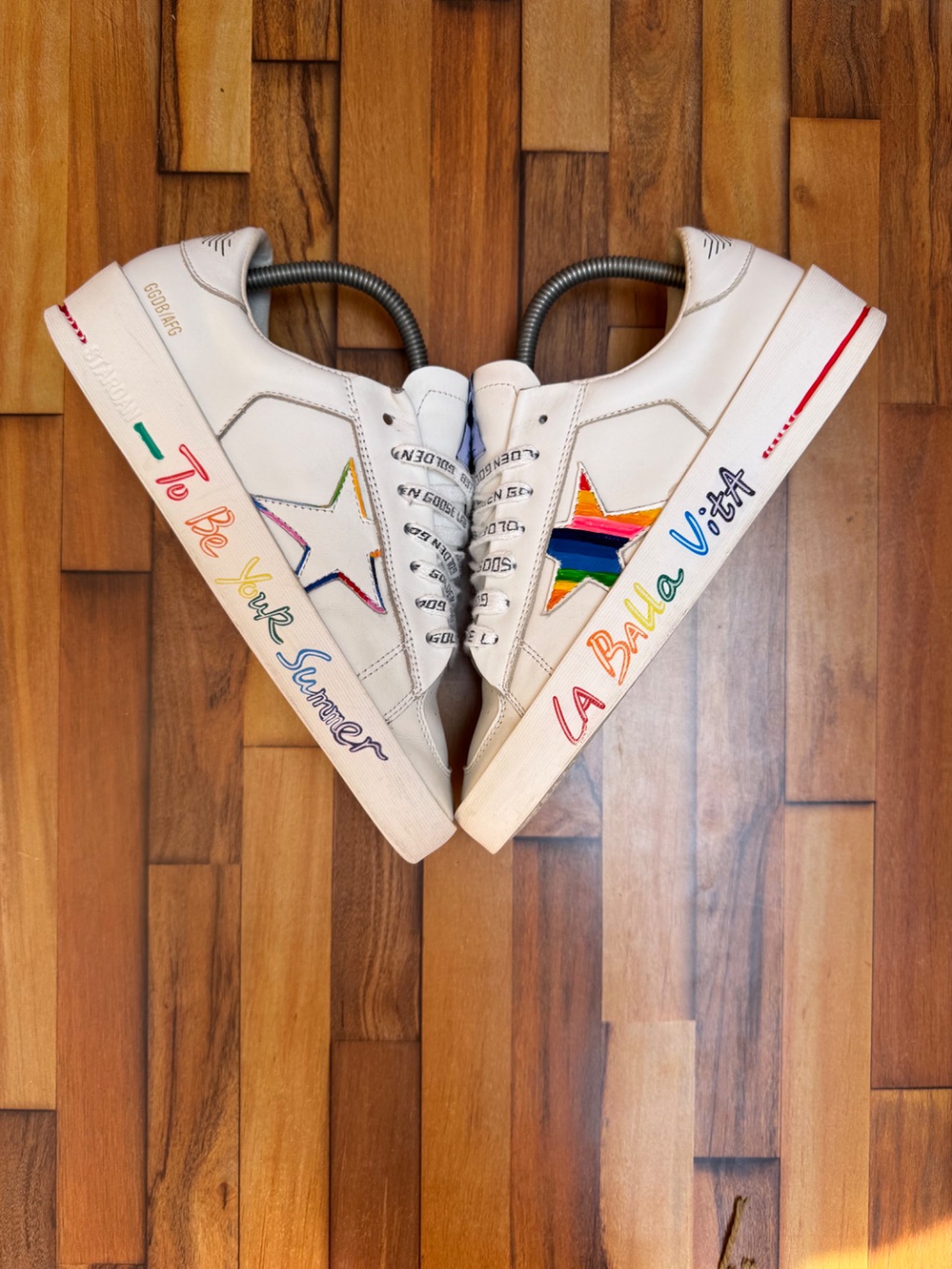 GOLDEN GOOSE