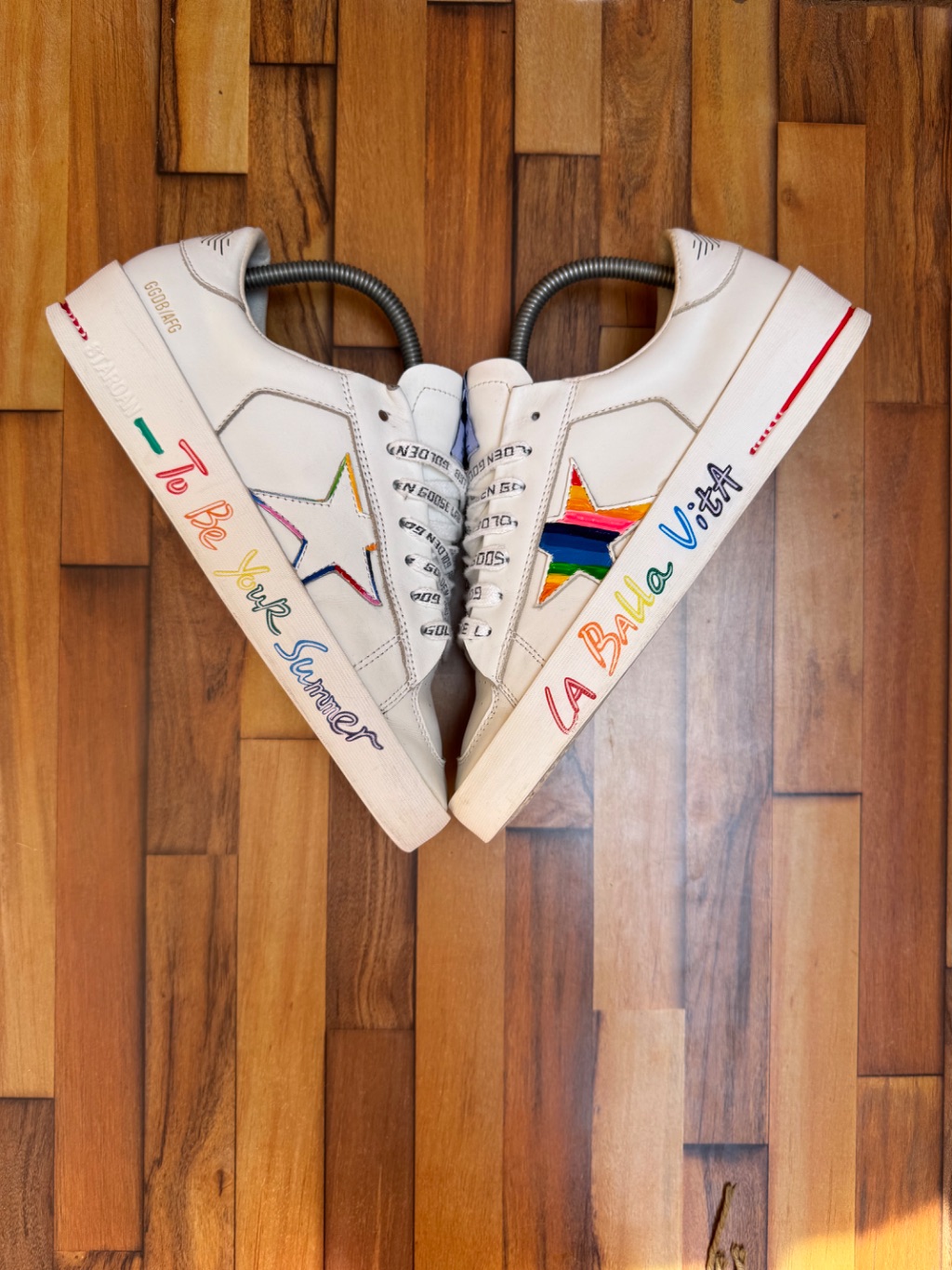 GOLDEN GOOSE