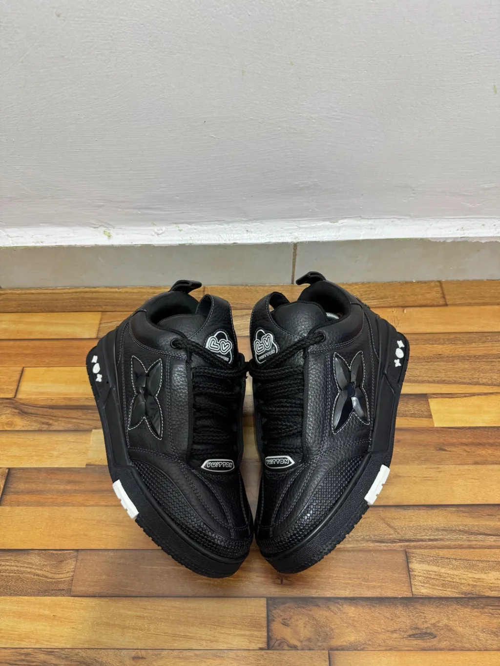 LOUIS VUITTON SKATES 🖤