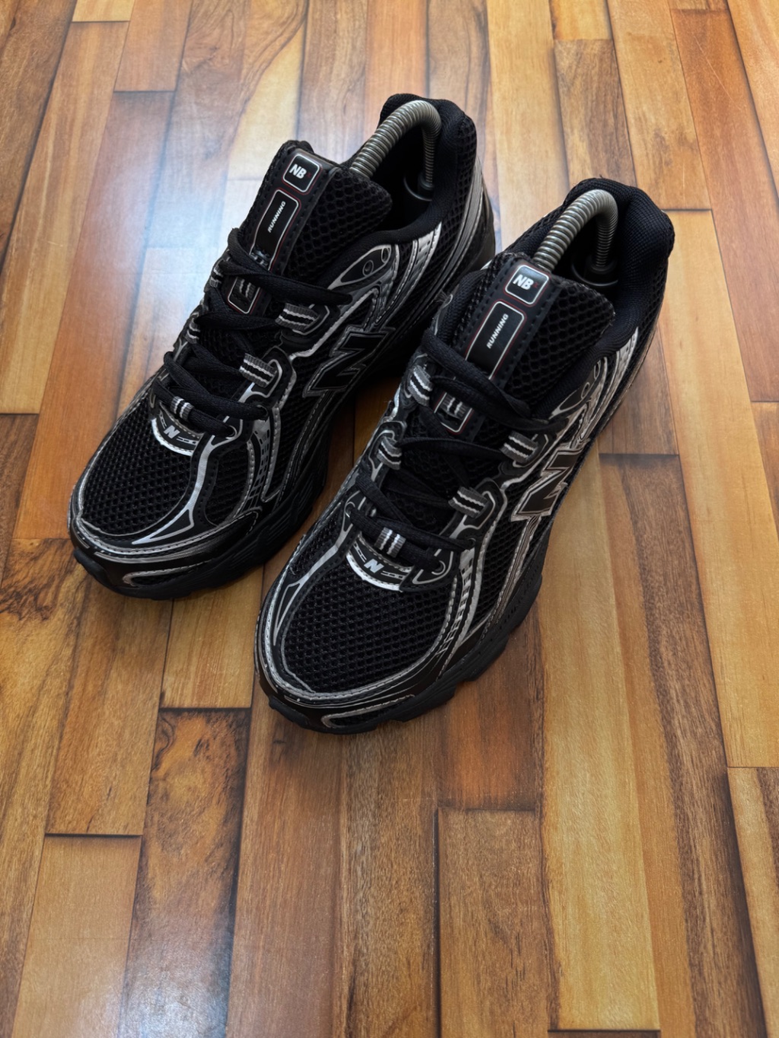 NEWBALANCE 740 🖤