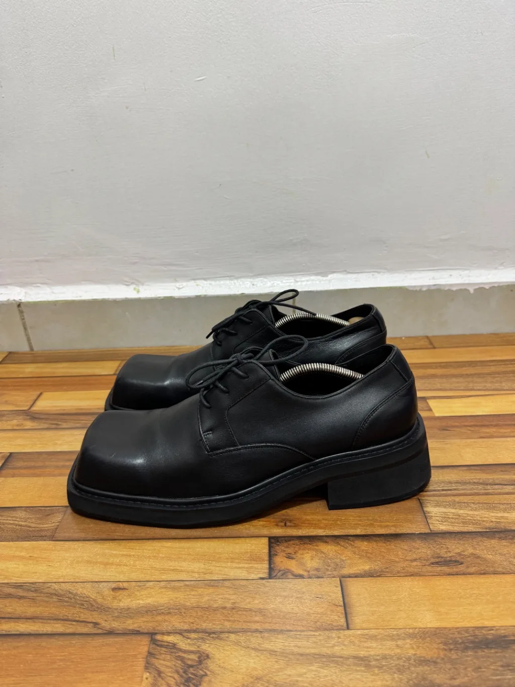 BALENCIAGA DERBY 🖤
