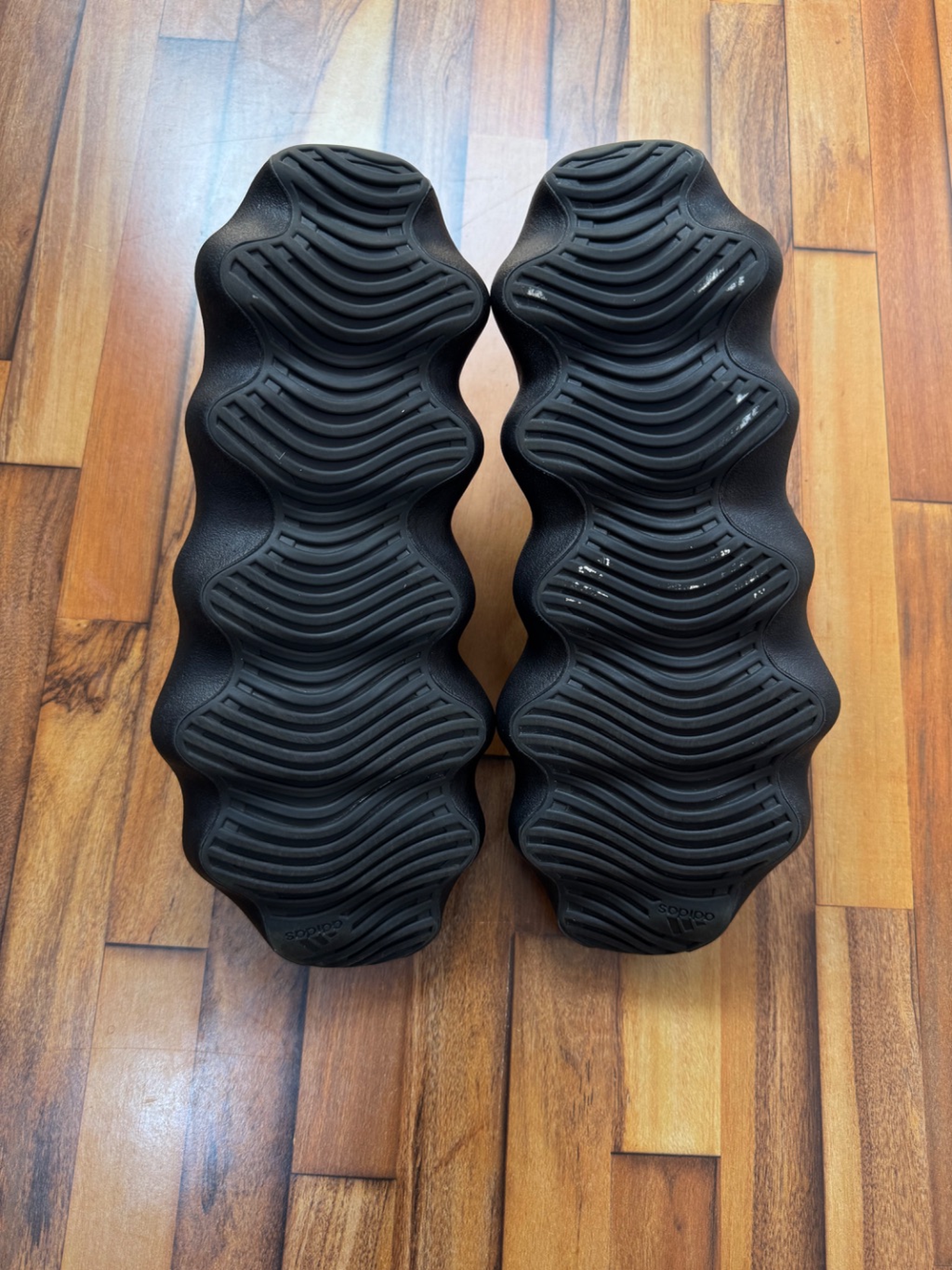 YEEZY 450