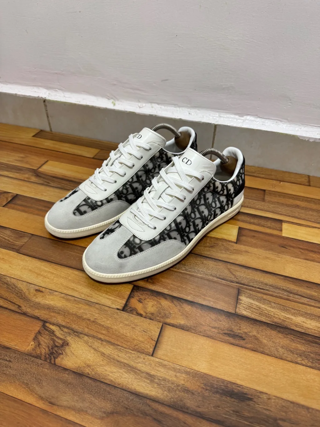 DIOR HOOPER LOW CUT SNEAKERS 🤍