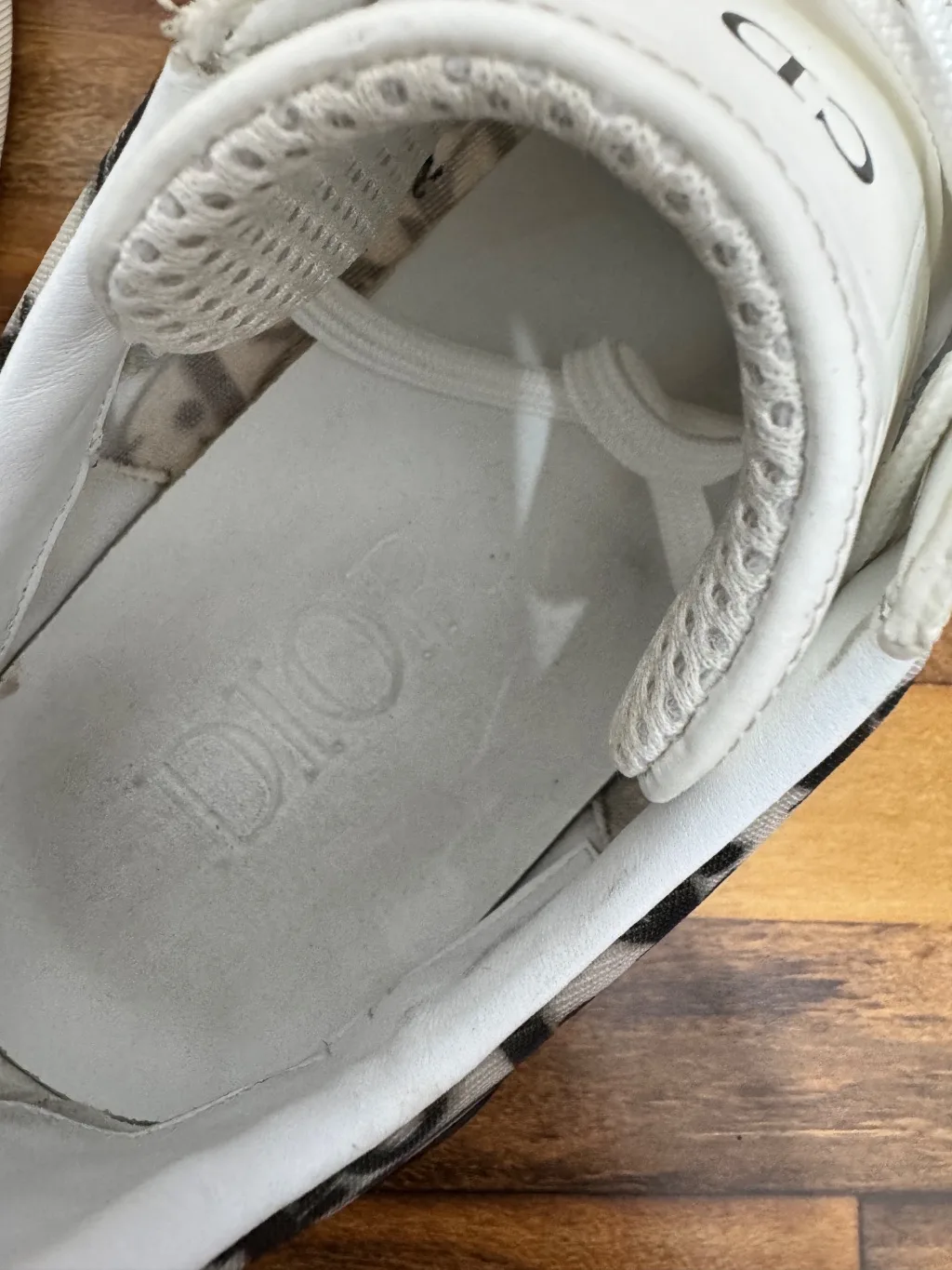 DIOR HOOPER LOW CUT SNEAKERS 🤍