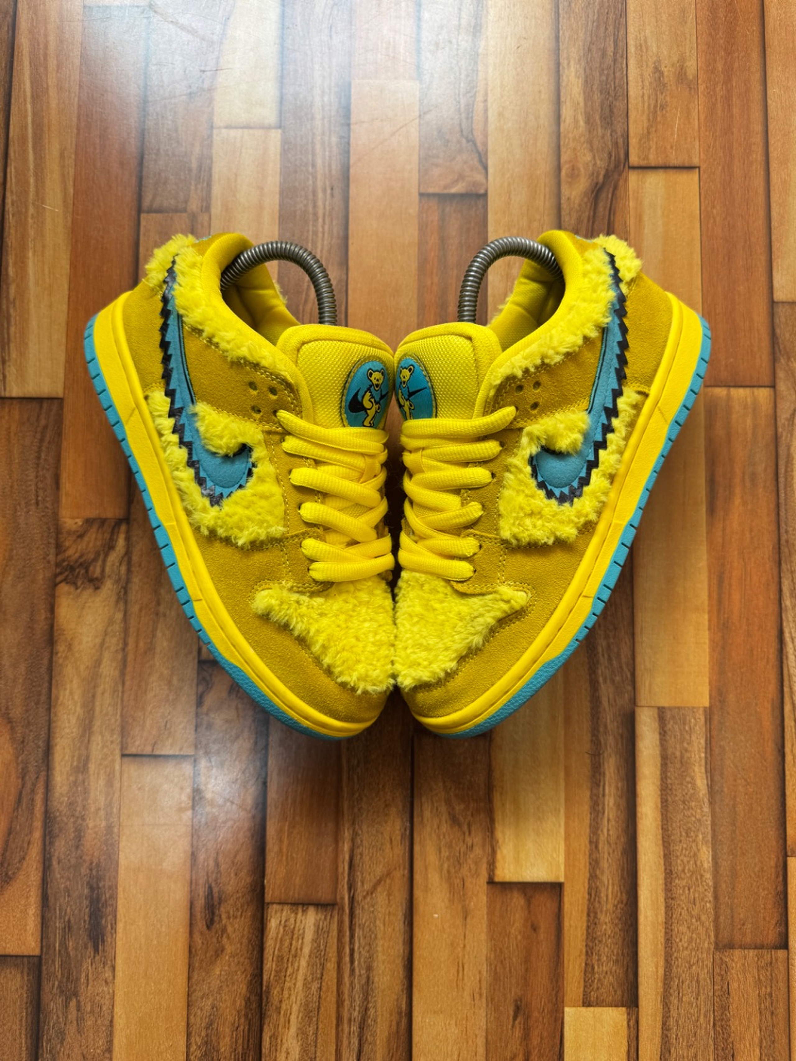 NIKE SB DUNKS GREATFUL DEAD 💛