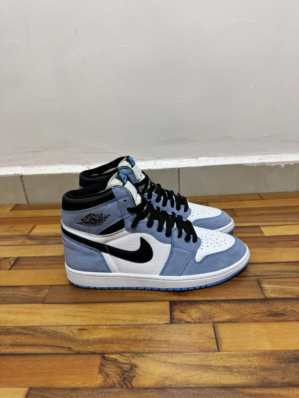 AIR JORDAN 1 HIGH TOP UNIVERSITY BLUE