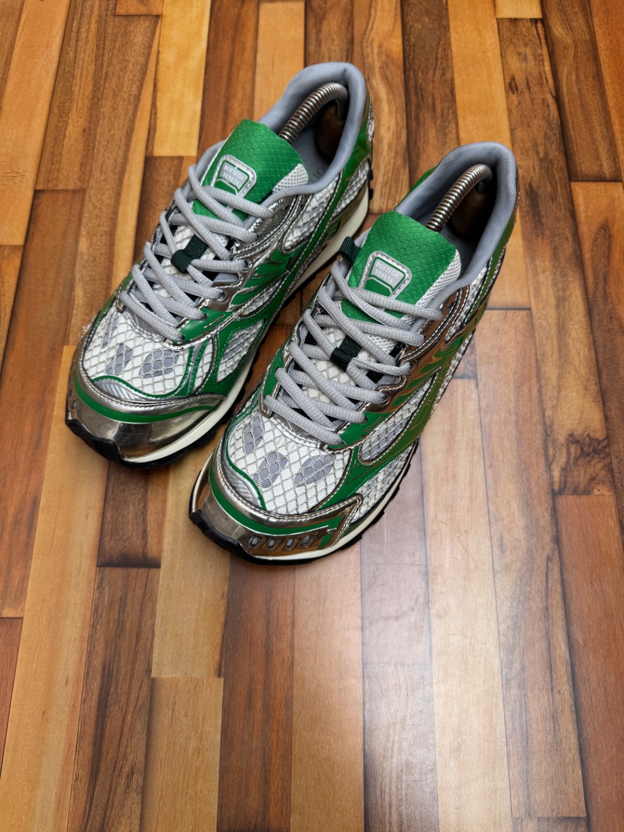 BOTTEGA ORBITS 💚