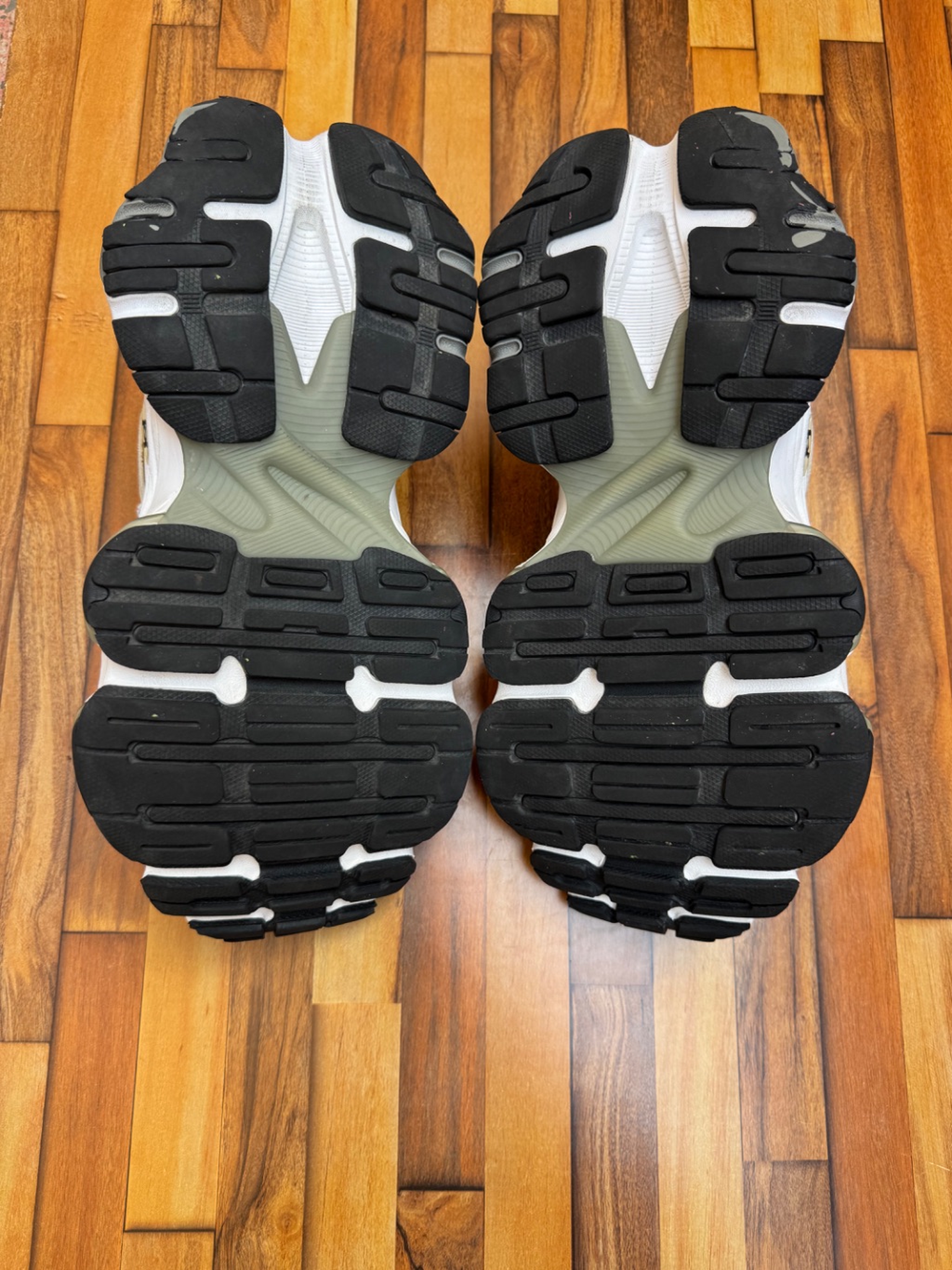 BALENCIAGA CARGO SNEAKERS 