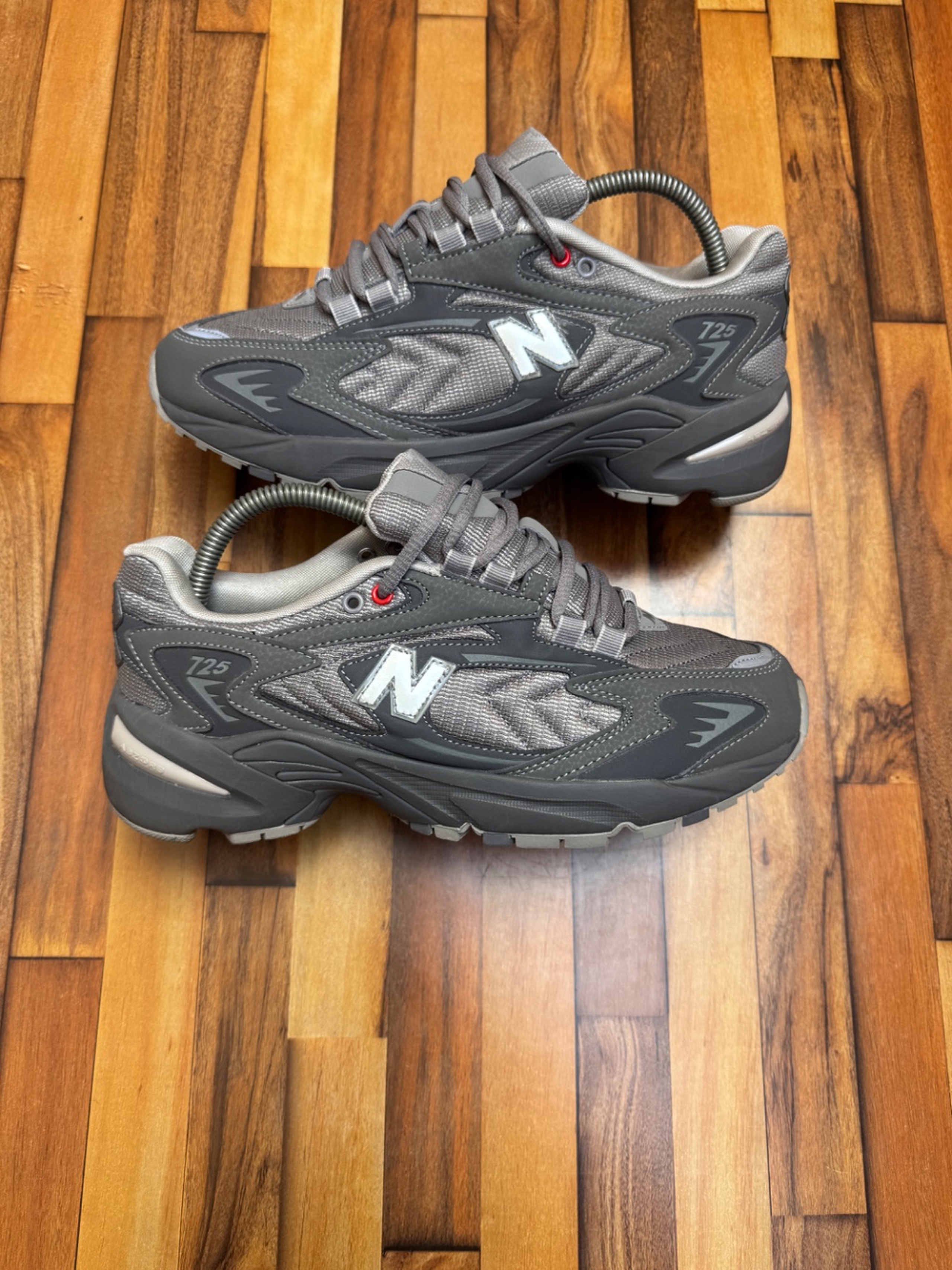 NEWBALANCE 725 🩶