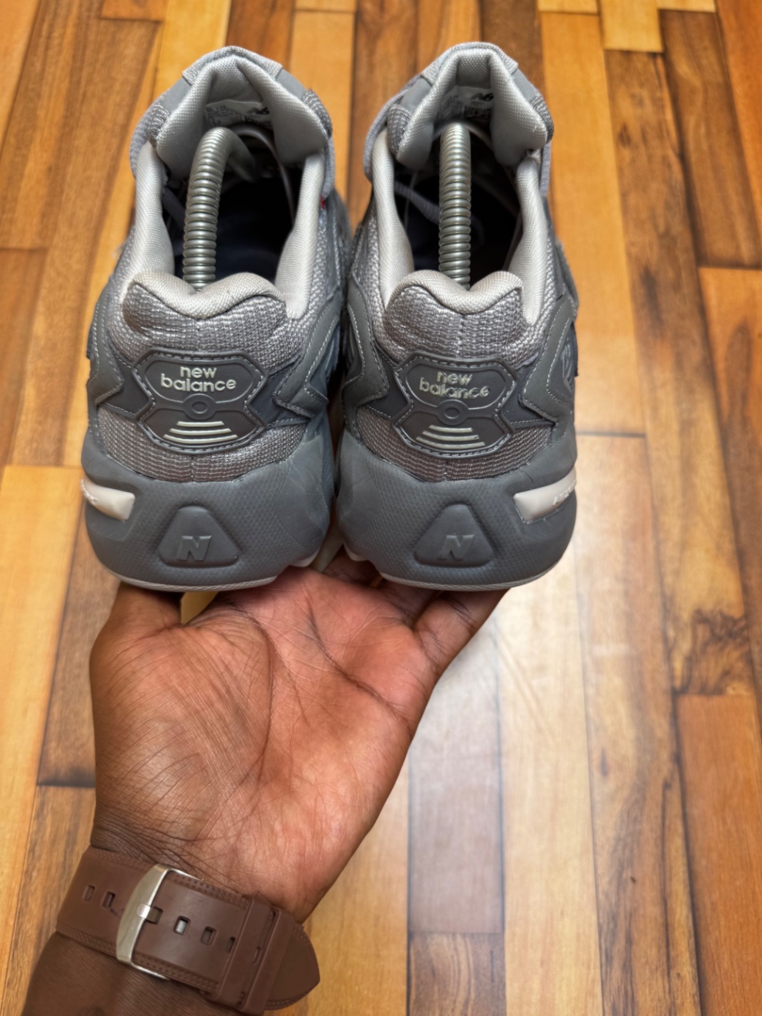 NEWBALANCE 725 🩶