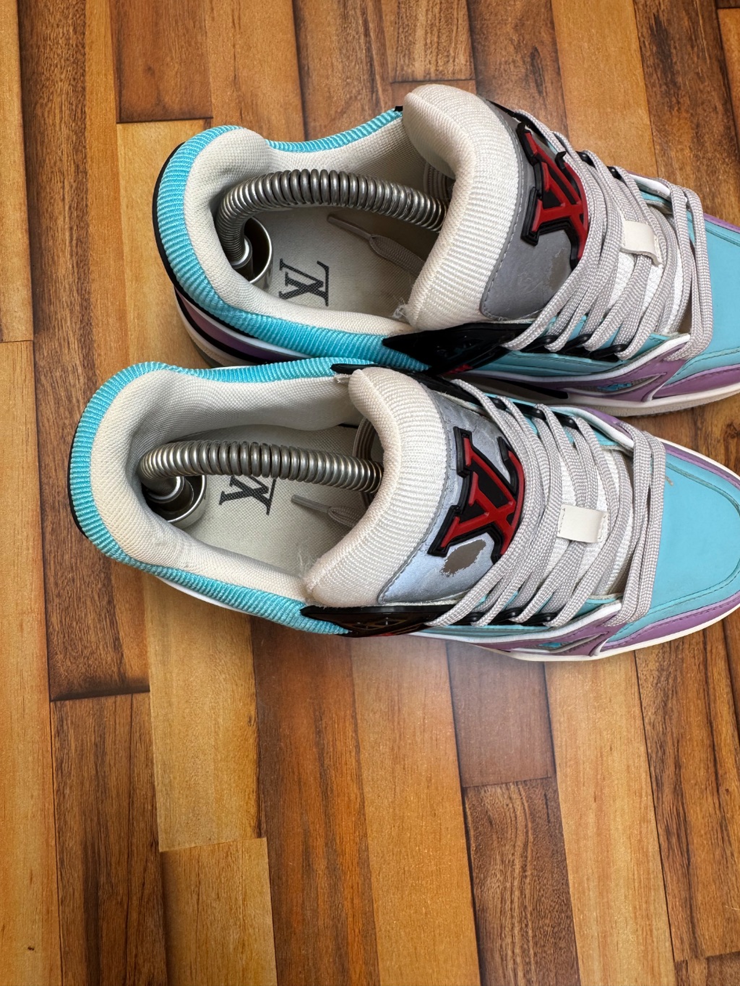 LOUIS VUITTON TRAINERS 