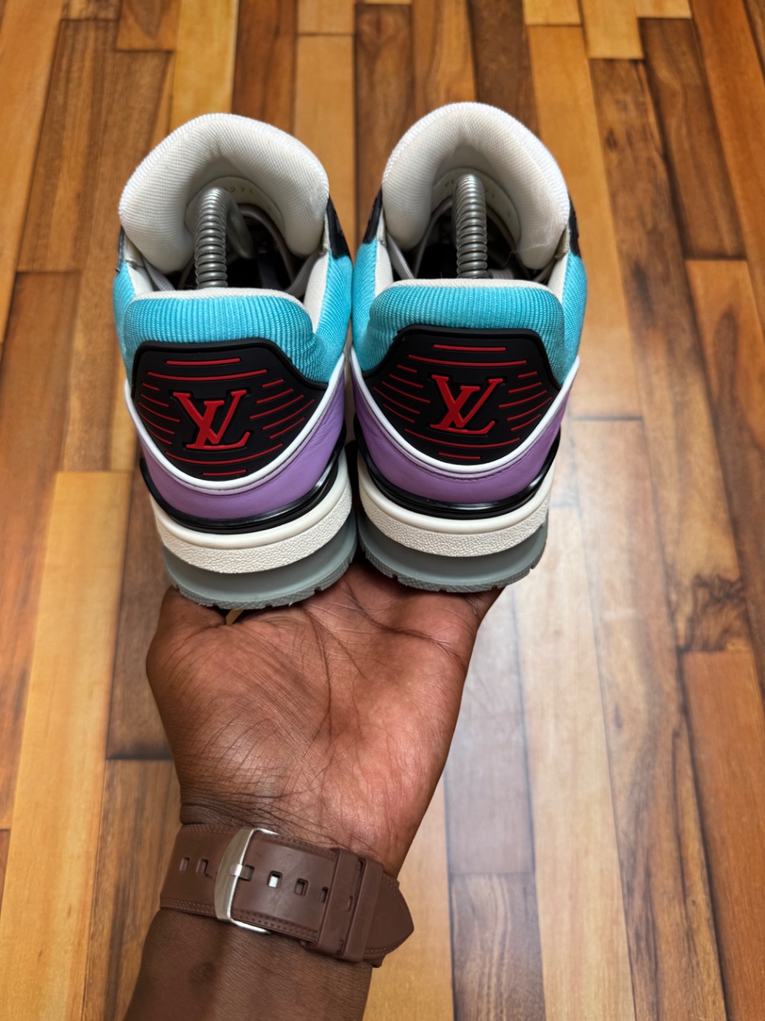 LOUIS VUITTON TRAINERS 