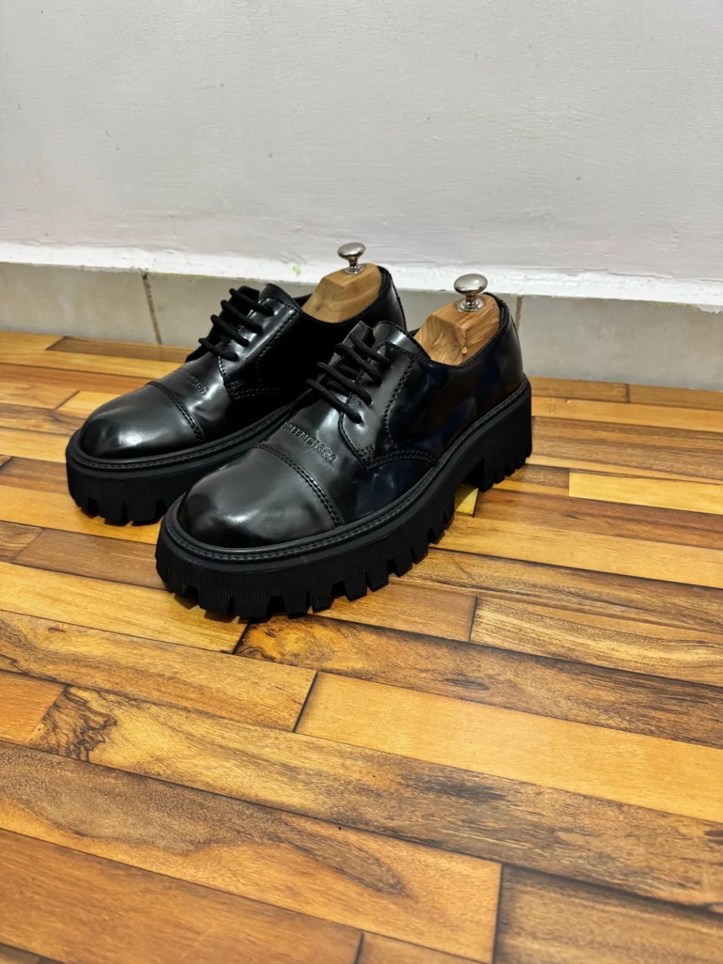BALENCIAGA TRACTOR DERBY 🖤