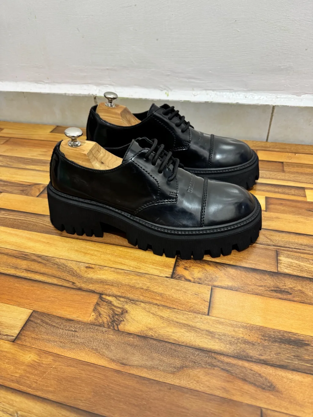BALENCIAGA TRACTOR DERBY 🖤