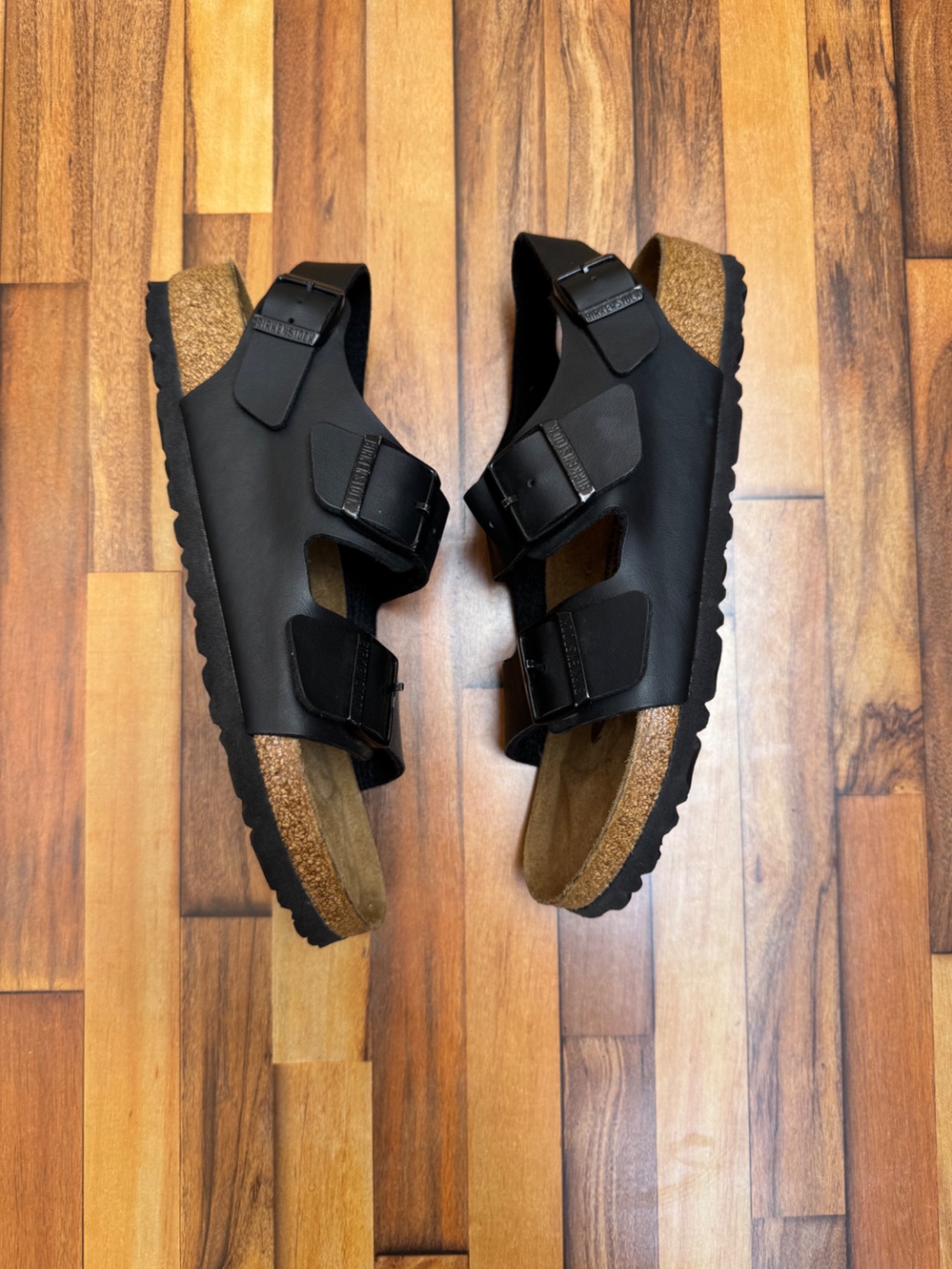 BIRKENSTOCK MILANO SANDALS 🖤