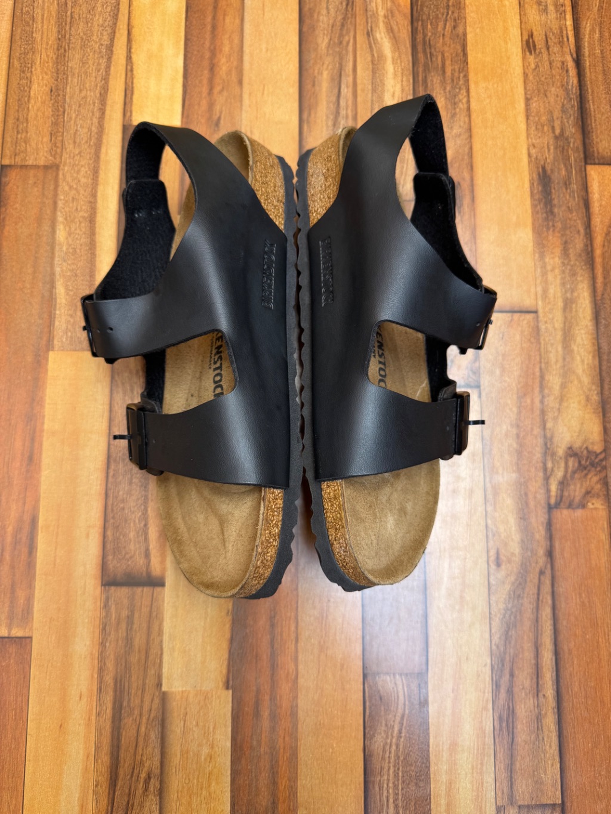 BIRKENSTOCK MILANO SANDALS 🖤