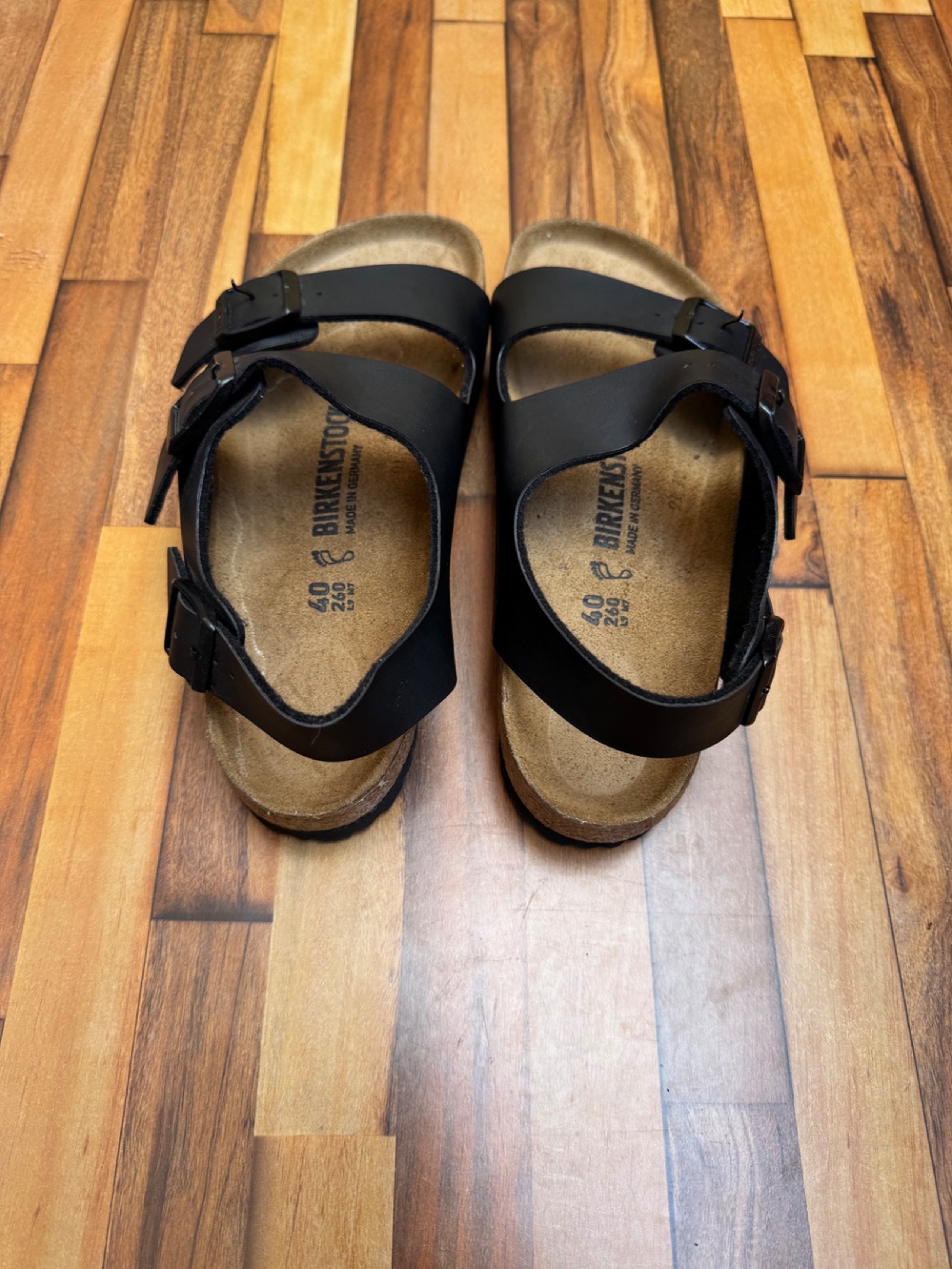 BIRKENSTOCK MILANO SANDALS 🖤